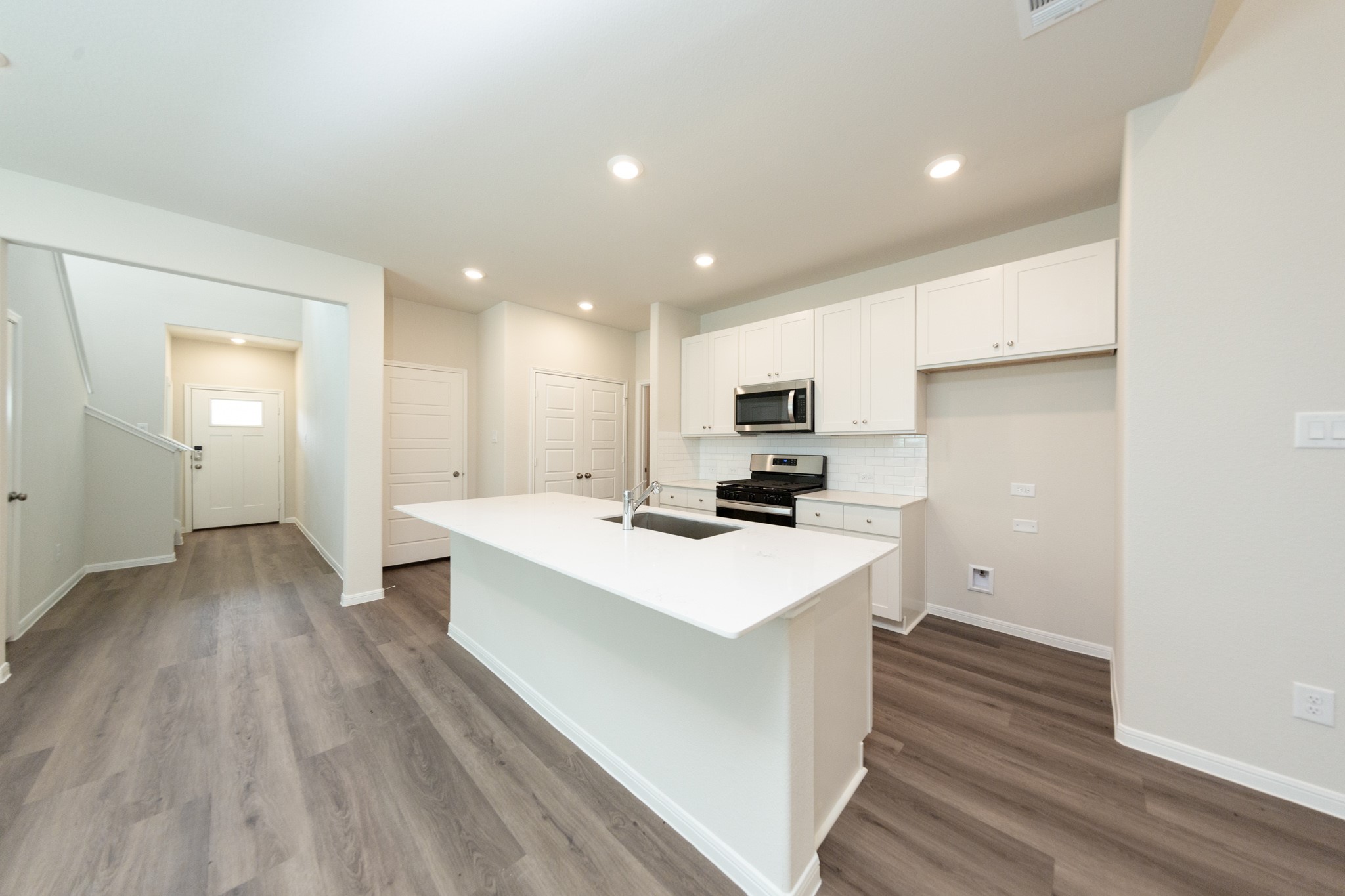 2356 Pipefish Drive Property Photo 6