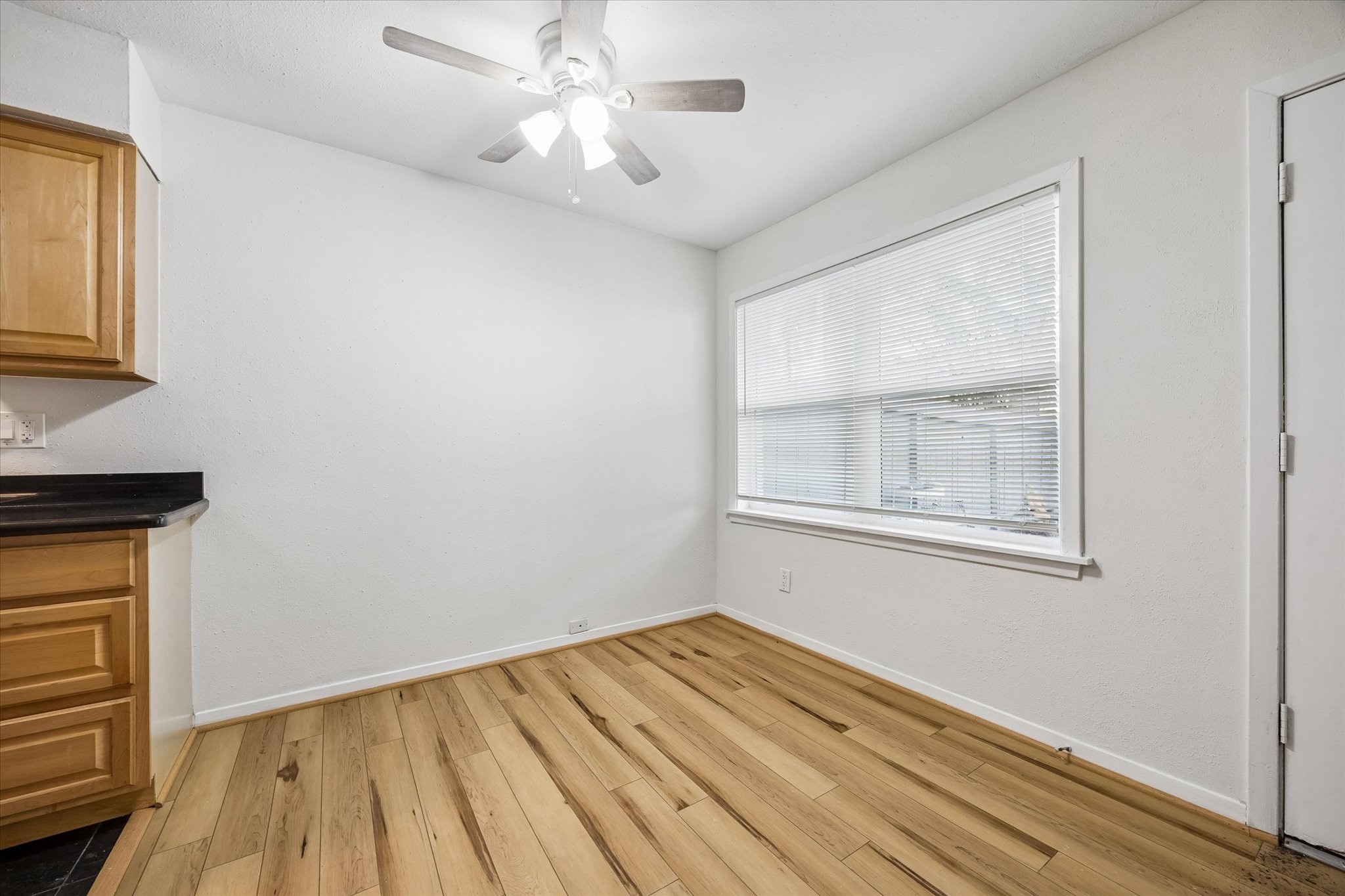 2206 Mason Street 7 Property Photo 4