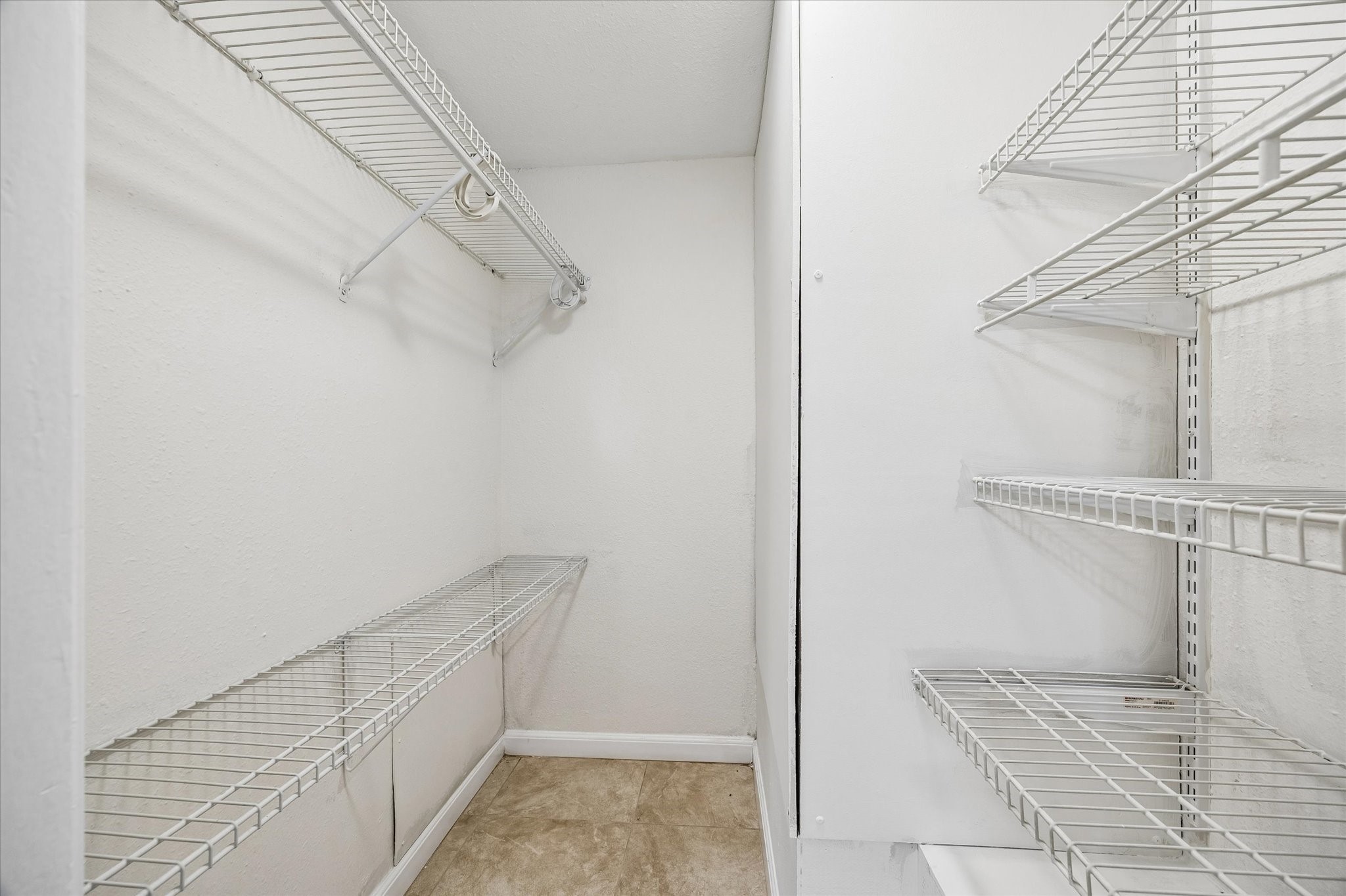 2206 Mason Street 7 Property Photo 11