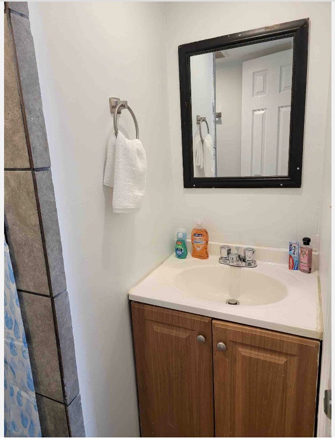 8041 Howard Drive 2 Property Photo 4