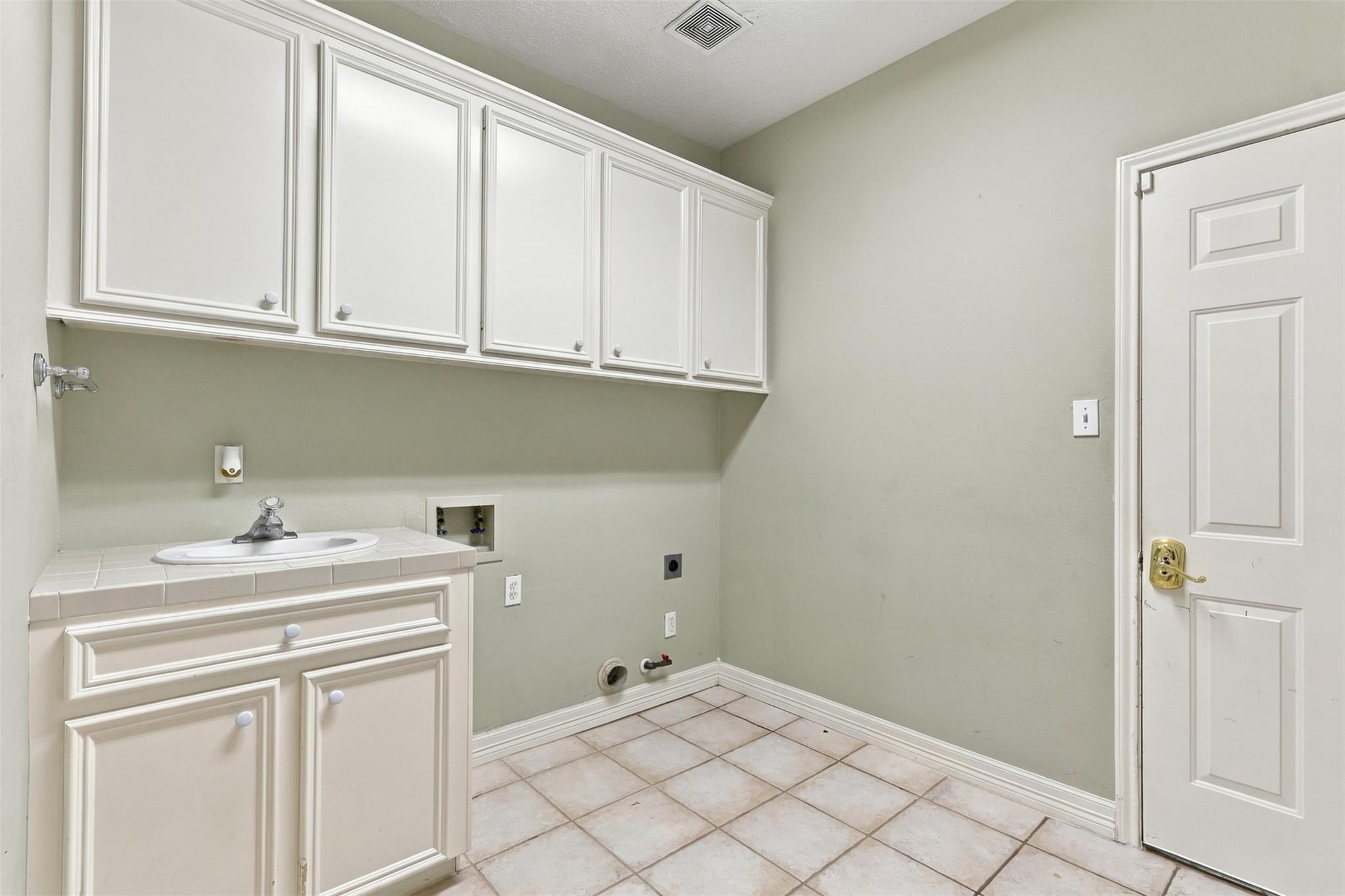 705 Fairway Oaks, Conroe Tx 77302 Property Photo 27
