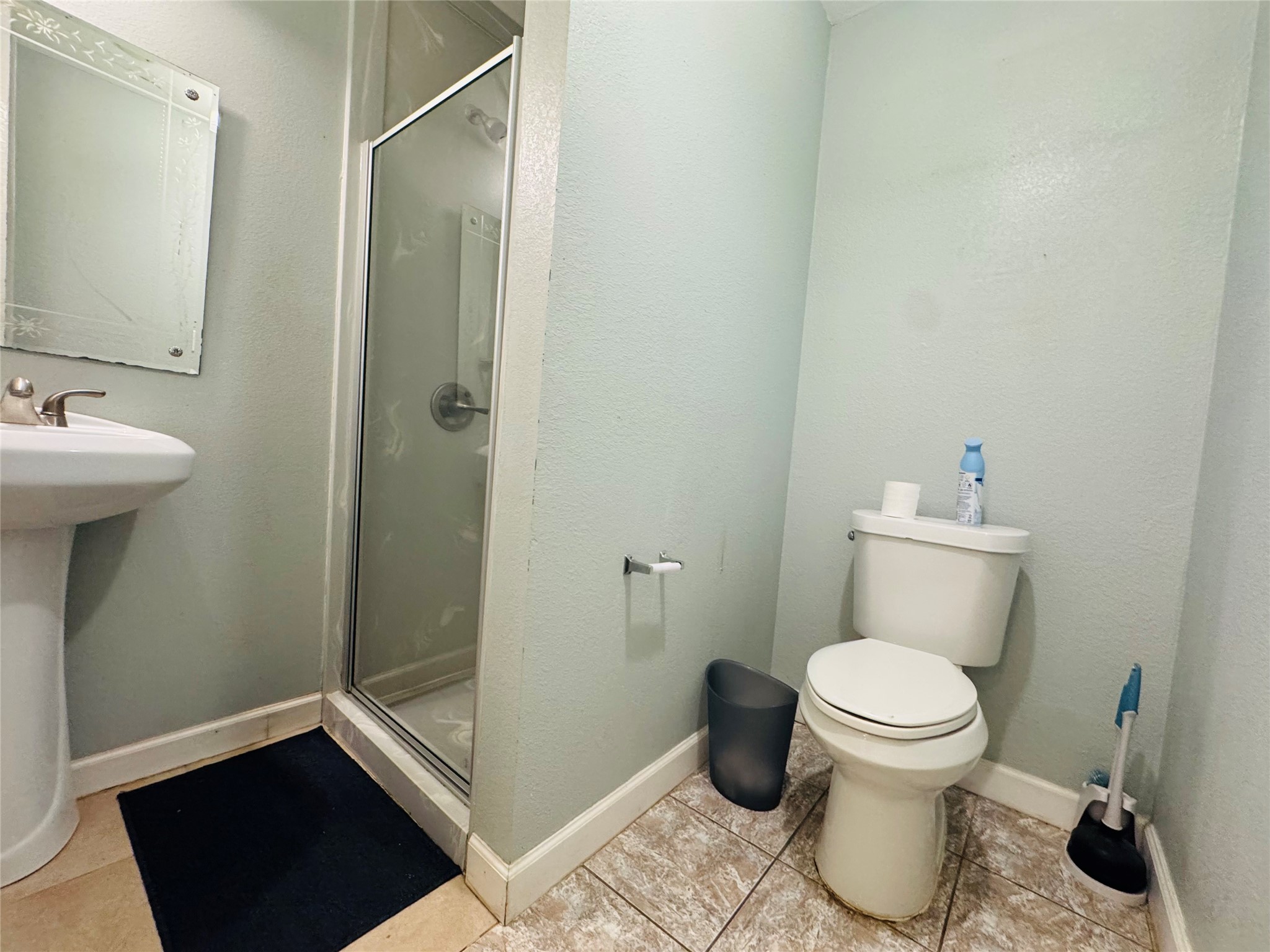2308 Bennington Street Property Photo 19