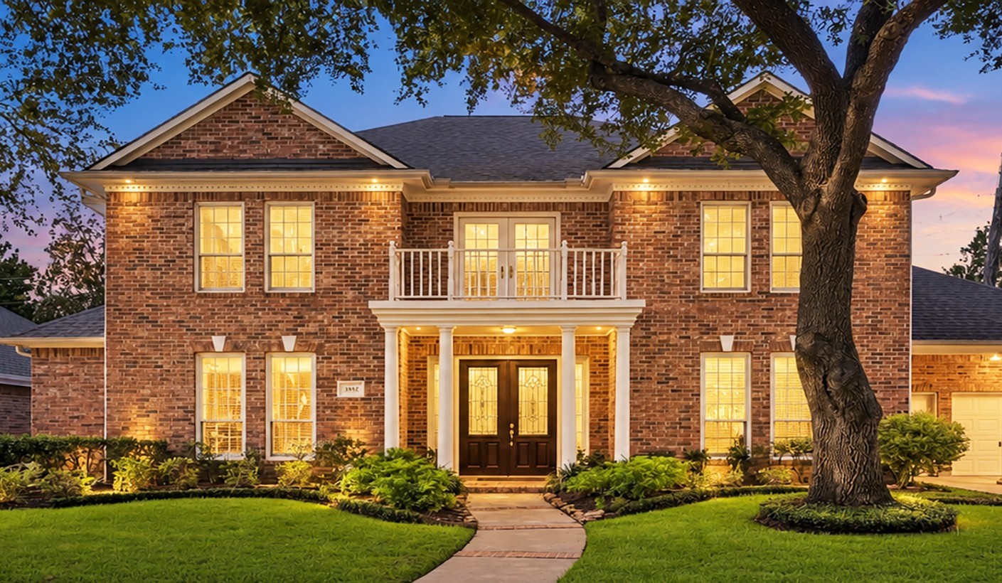 3302 Woodbrook Lane Property Photo 1