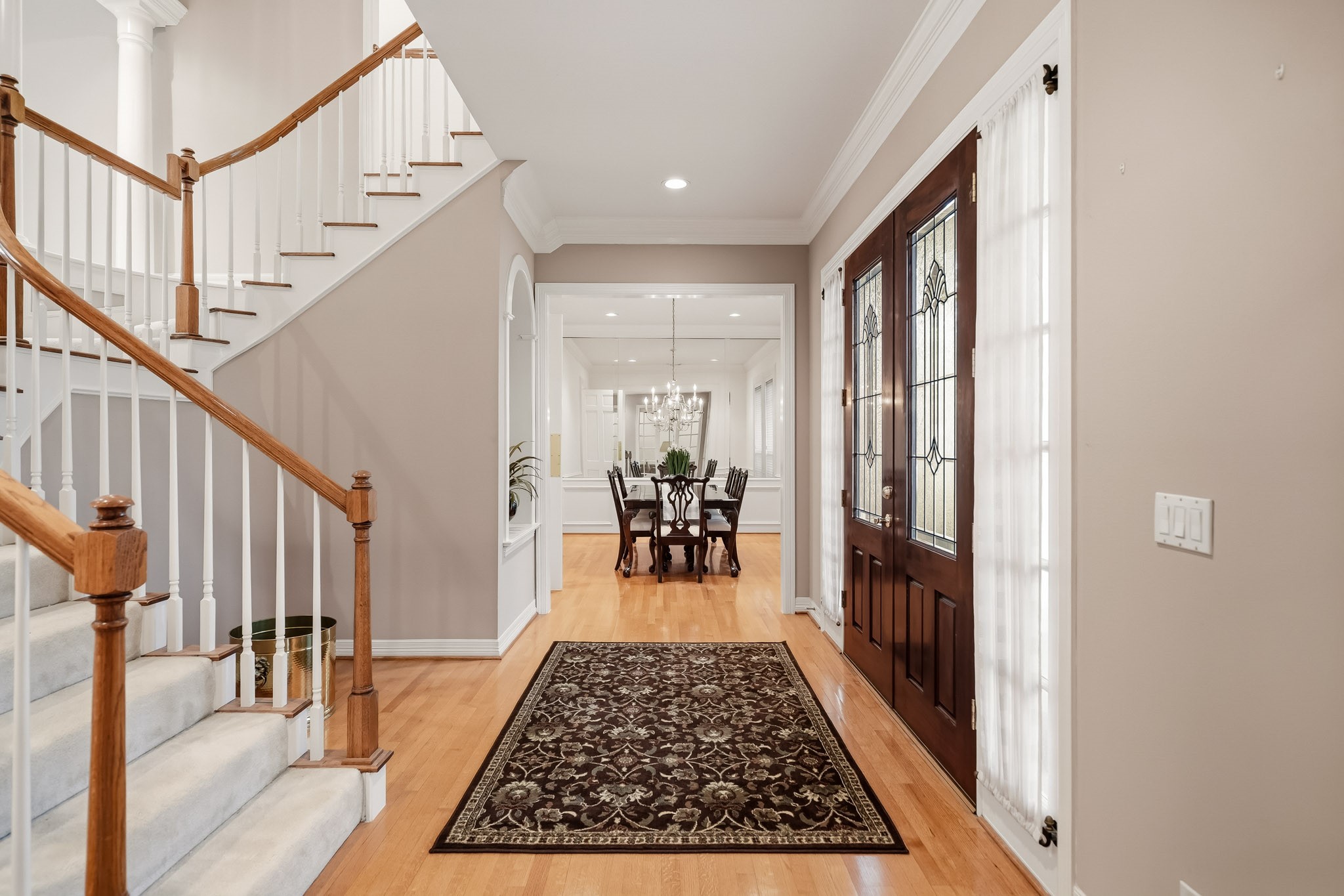 3302 Woodbrook Lane Property Photo 6