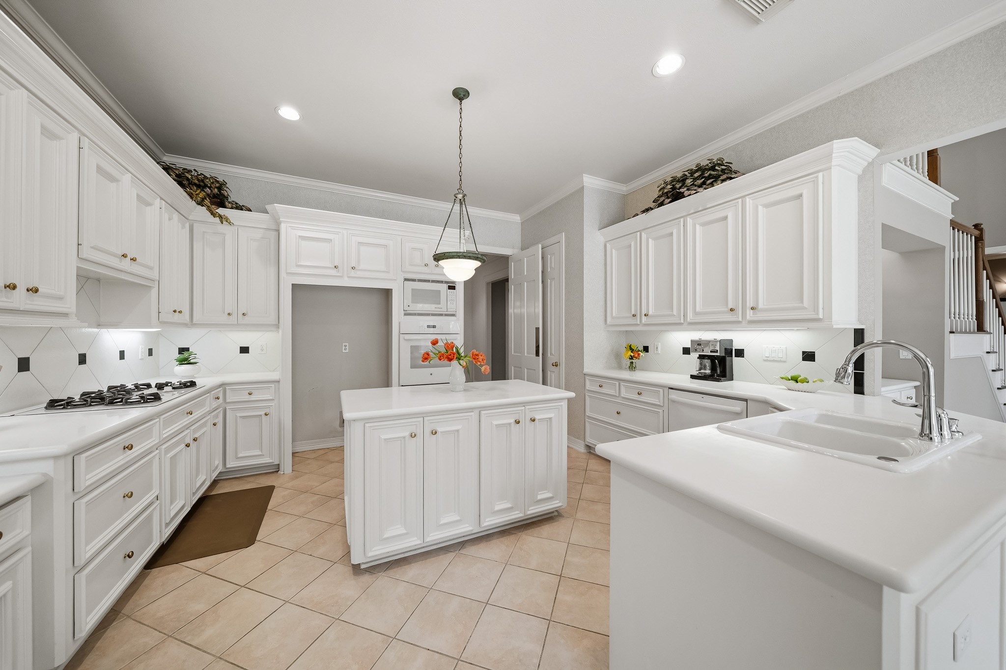 3302 Woodbrook Lane Property Photo 14
