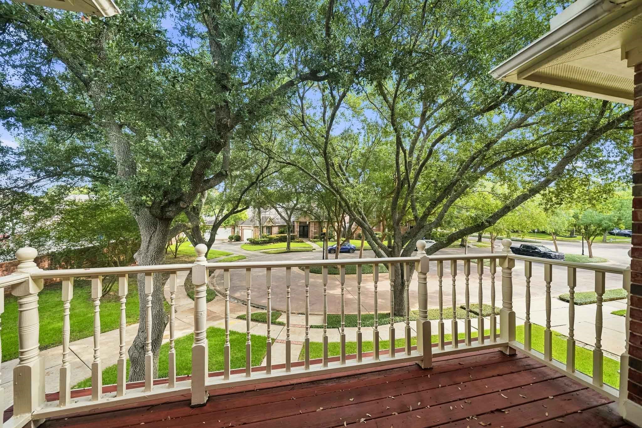 3302 Woodbrook Lane Property Photo 27