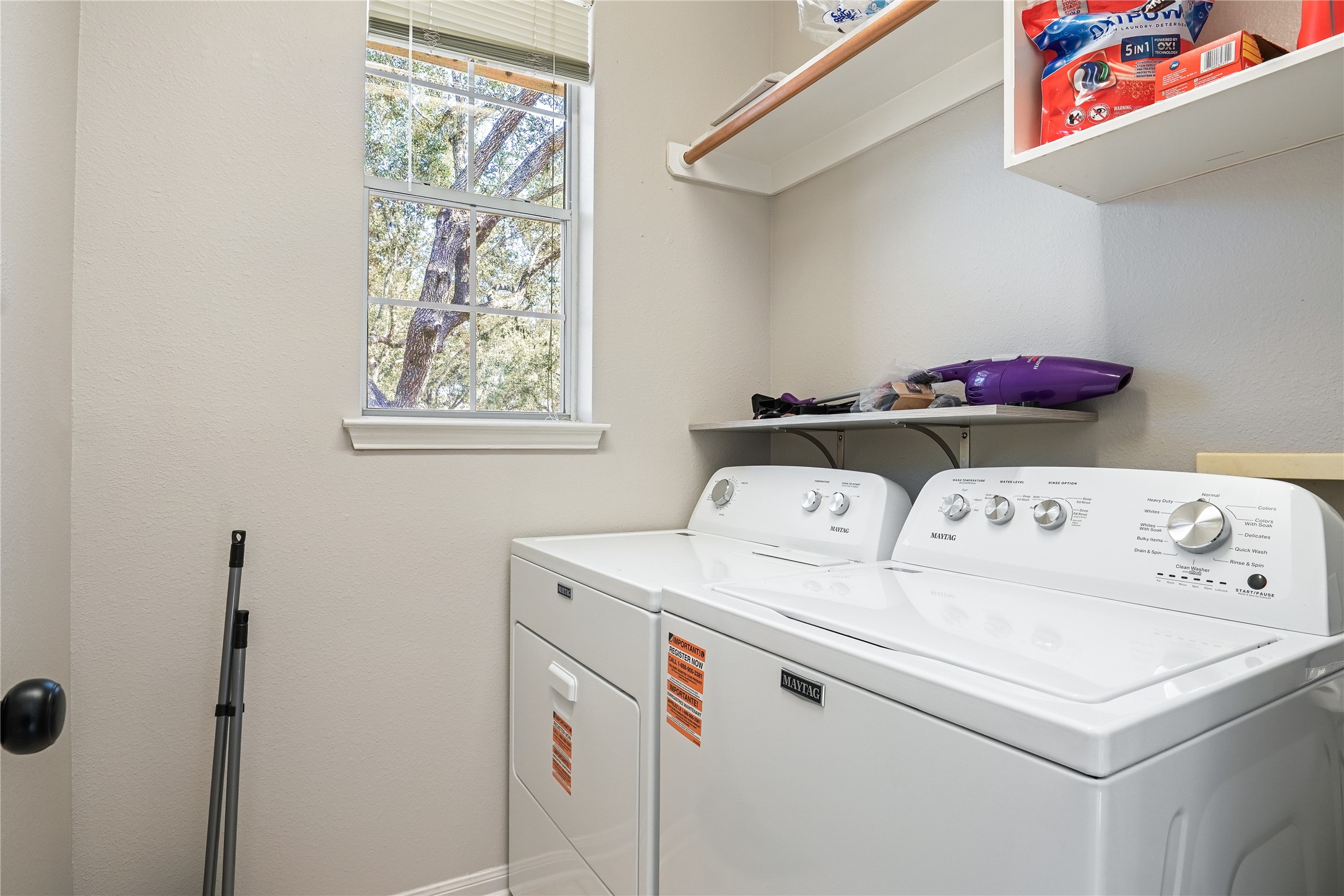 5710 Shady Hollow Court Property Photo 12