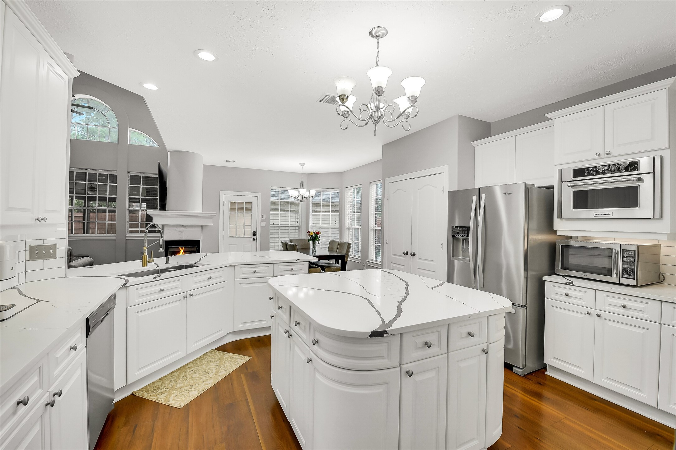 18414 Bull Pine Drive Property Photo 1