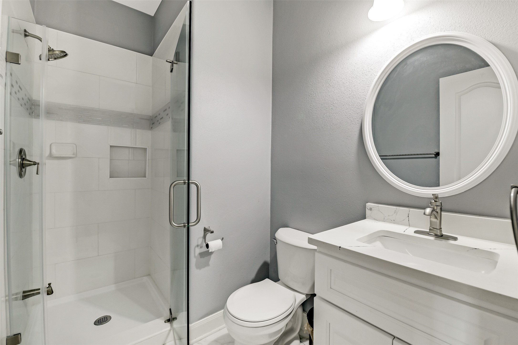 18414 Bull Pine Drive Property Photo 34