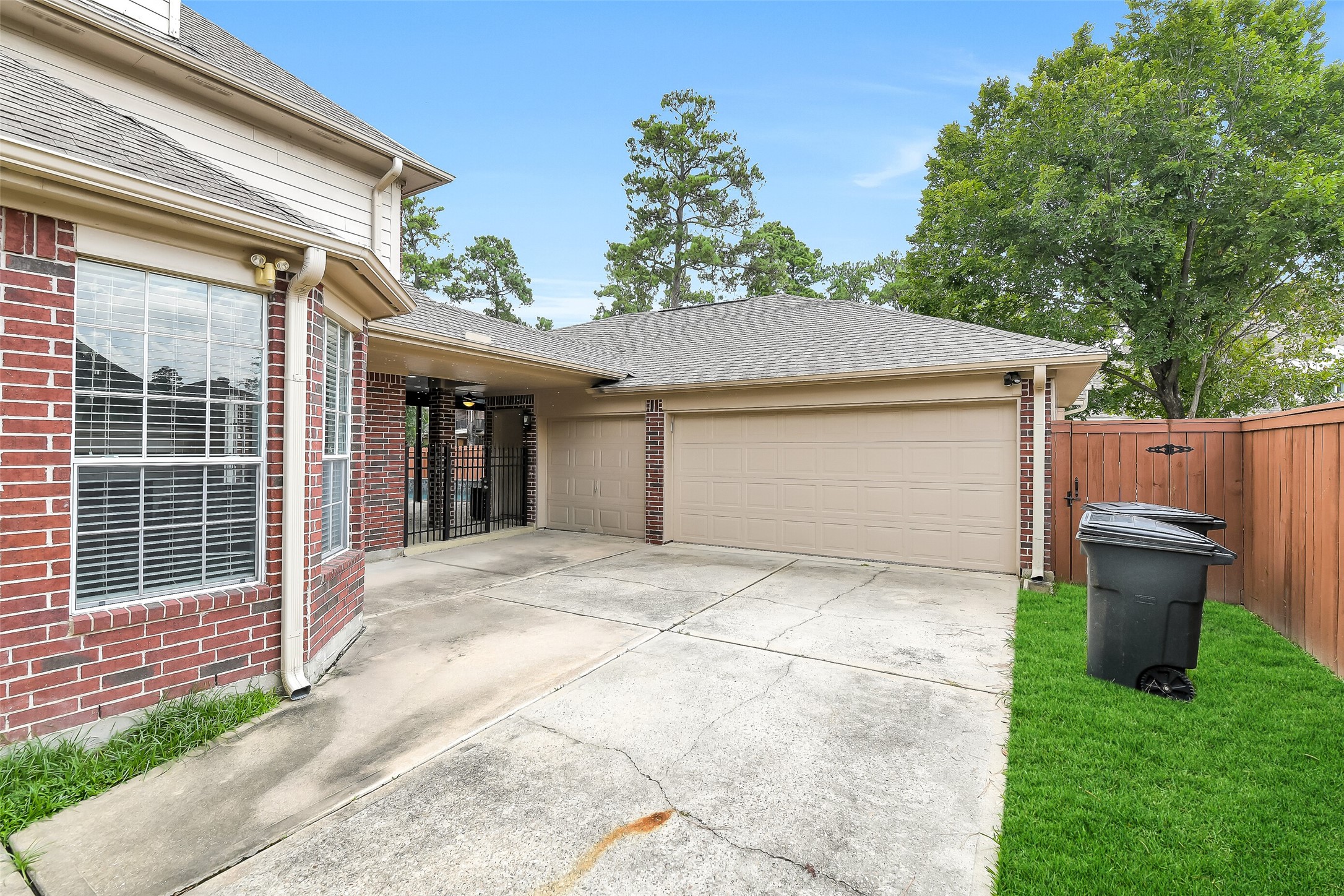 18414 Bull Pine Drive Property Photo 35