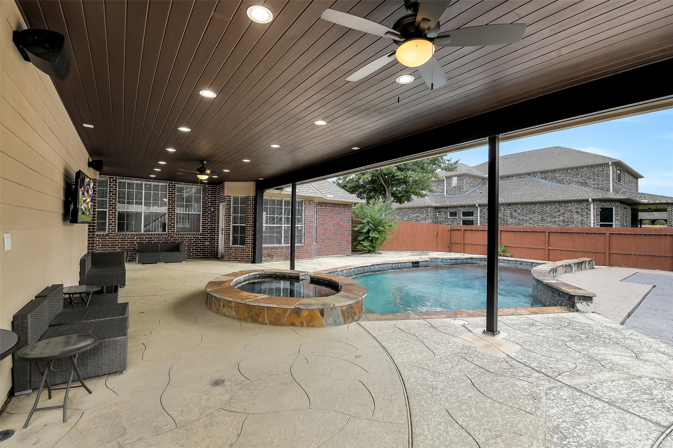 18414 Bull Pine Drive Property Photo 38