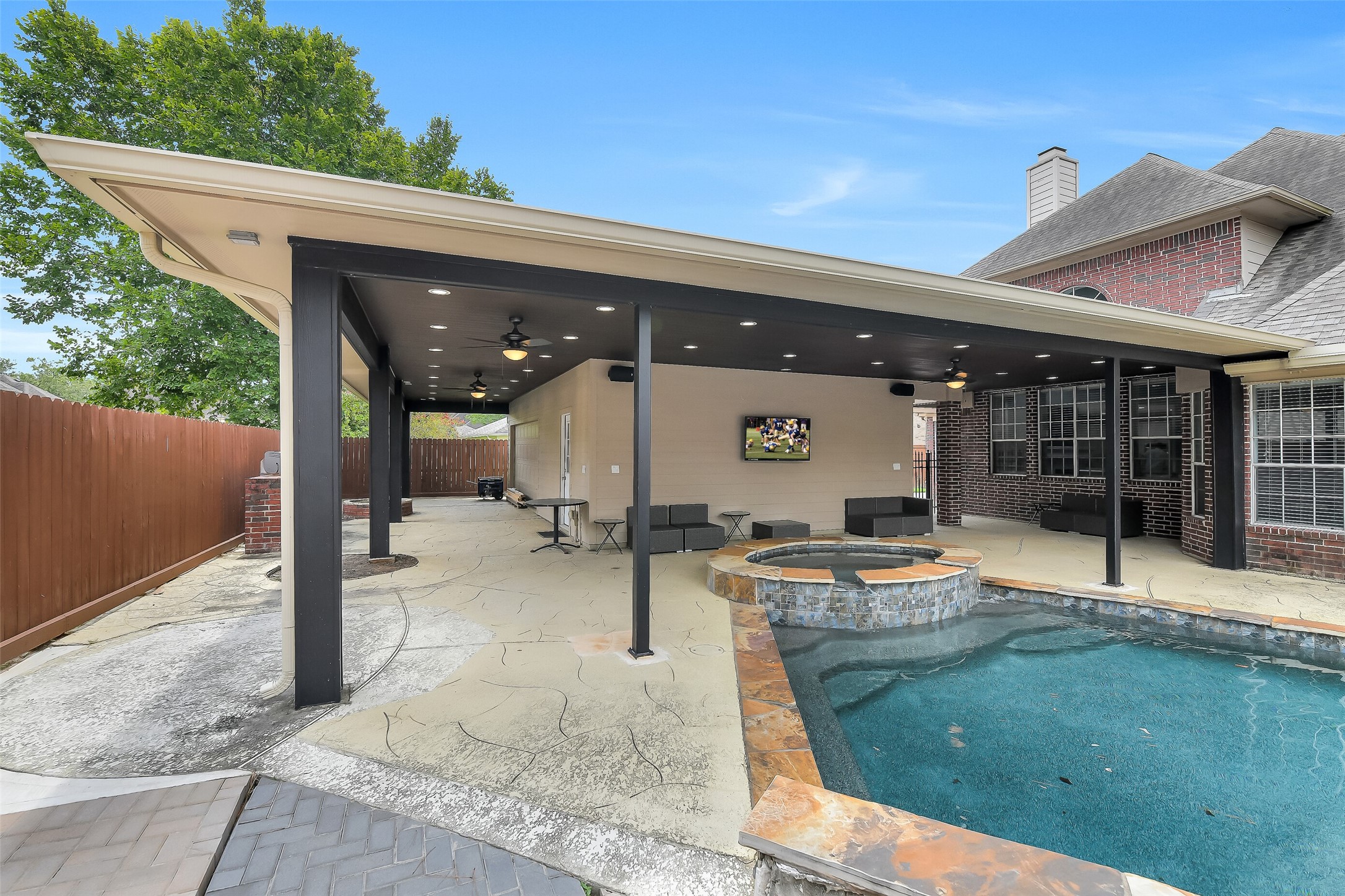18414 Bull Pine Drive Property Photo 43