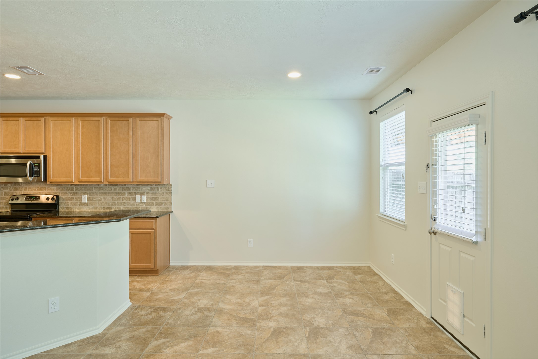 327 Bloomhill Place Property Photo 11