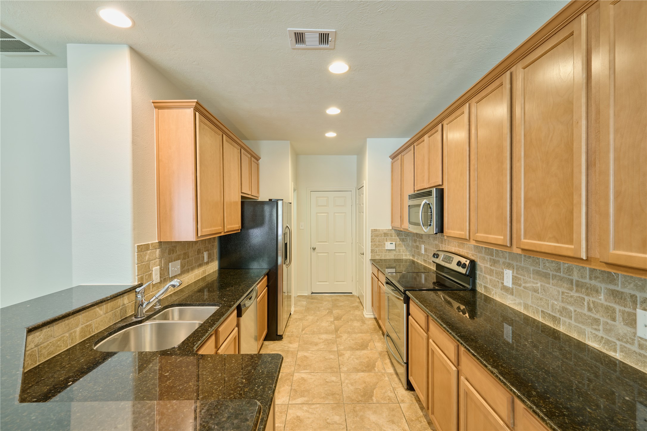 327 Bloomhill Place Property Photo 15