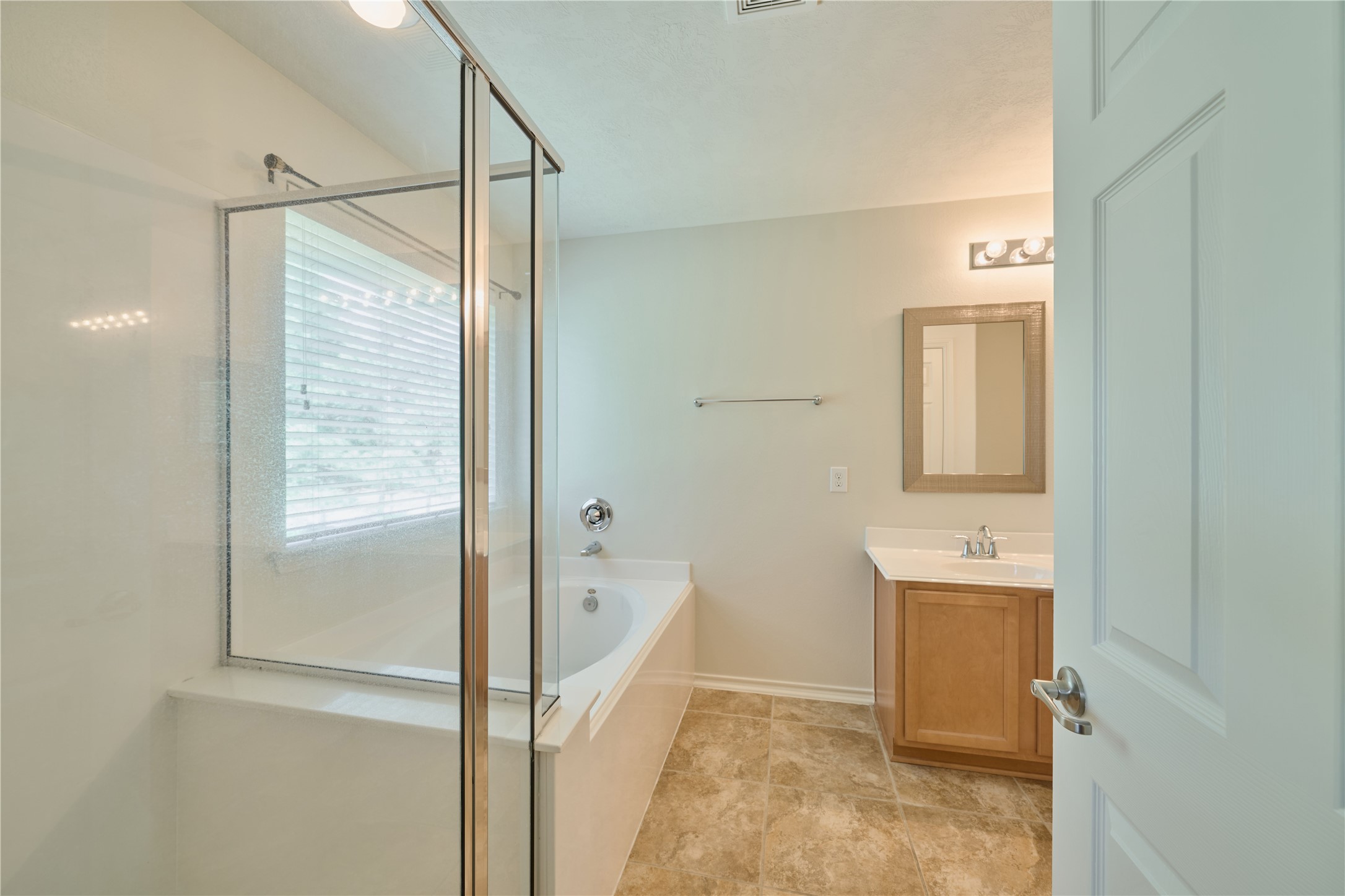 327 Bloomhill Place Property Photo 34