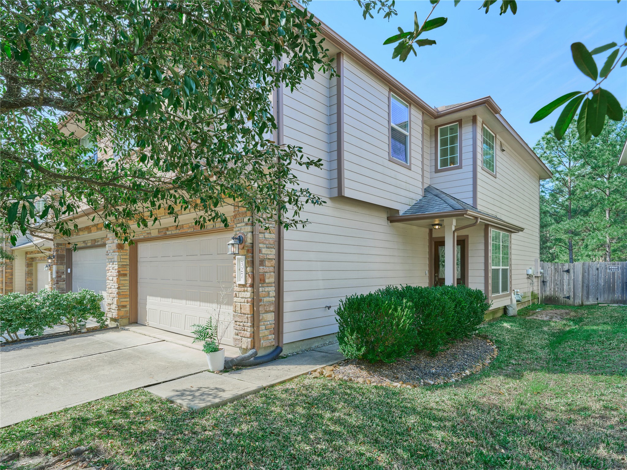 327 Bloomhill Place Property Photo 45