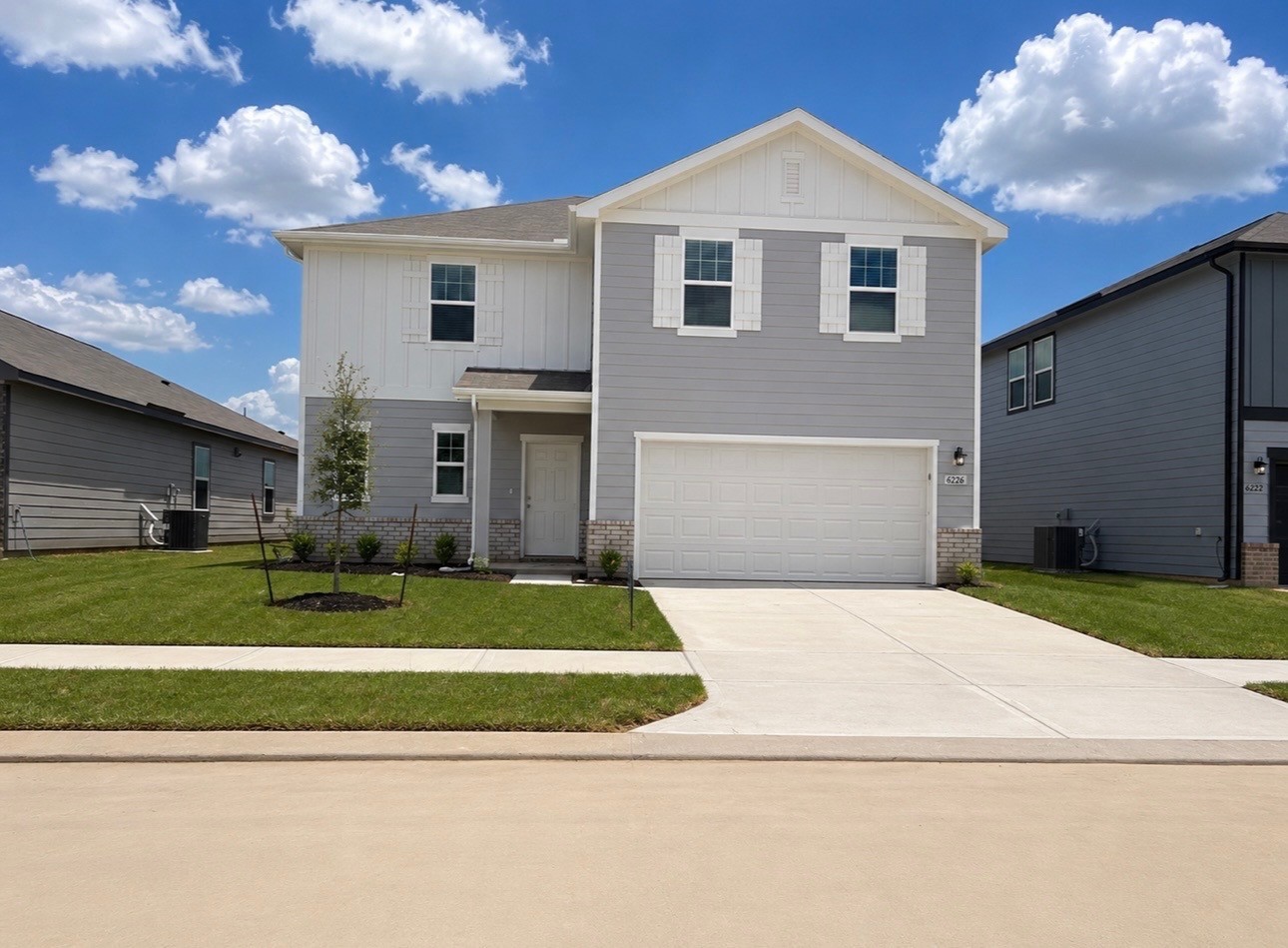 6226 Willow Sky Court Property Photo 1