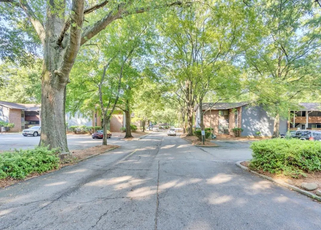 18 Berryhill Rd Property Photo 7