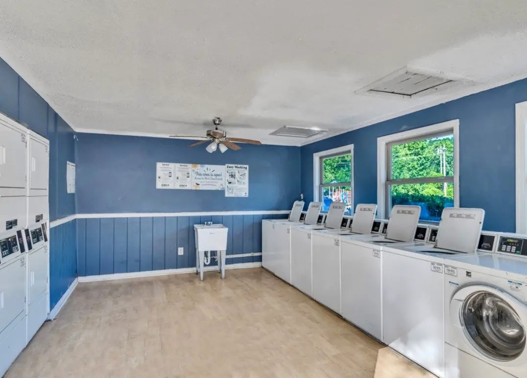 18 Berryhill Rd Property Photo 9
