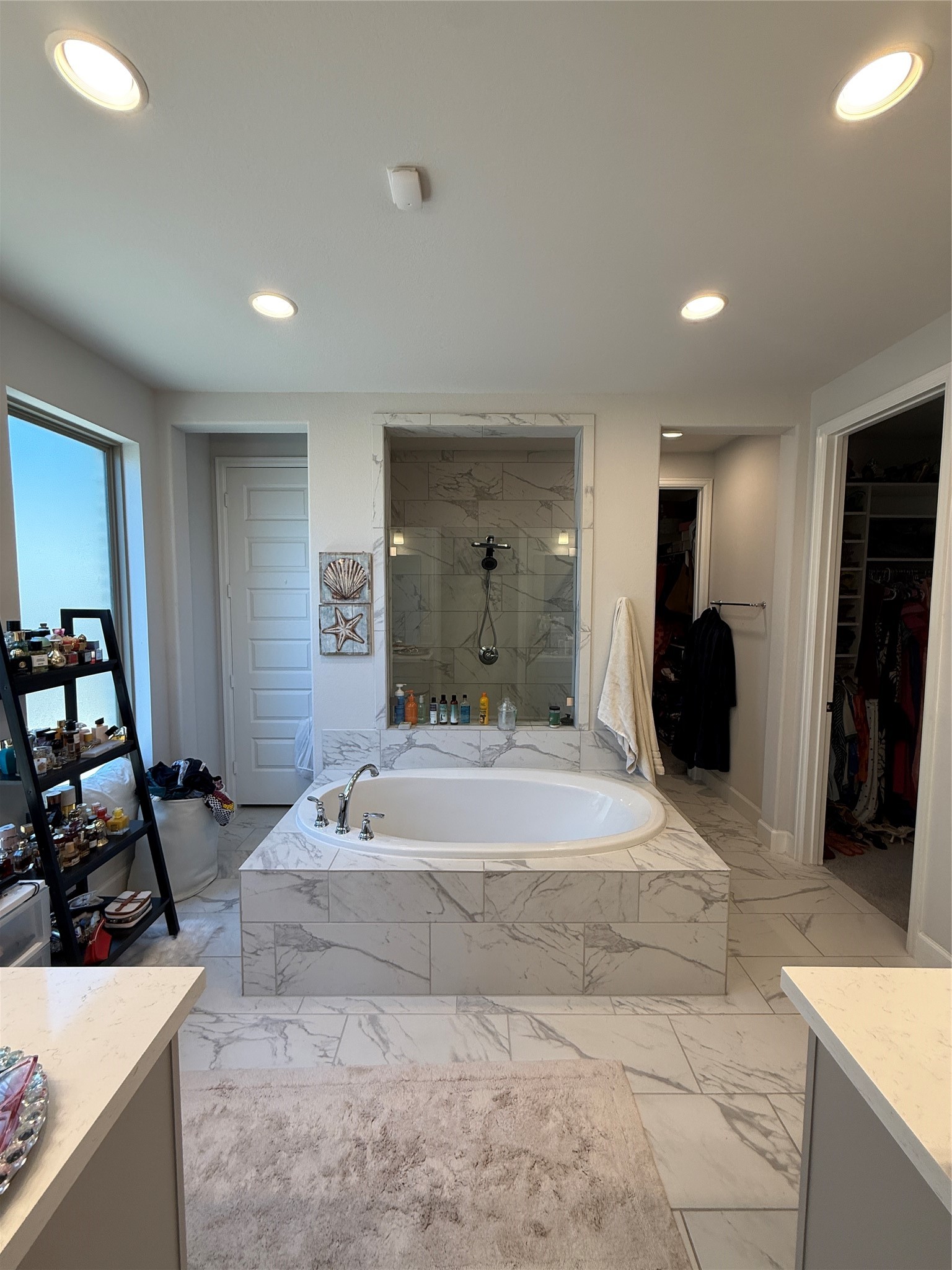 563 Santa Rosa Hills Drive Property Photo 25