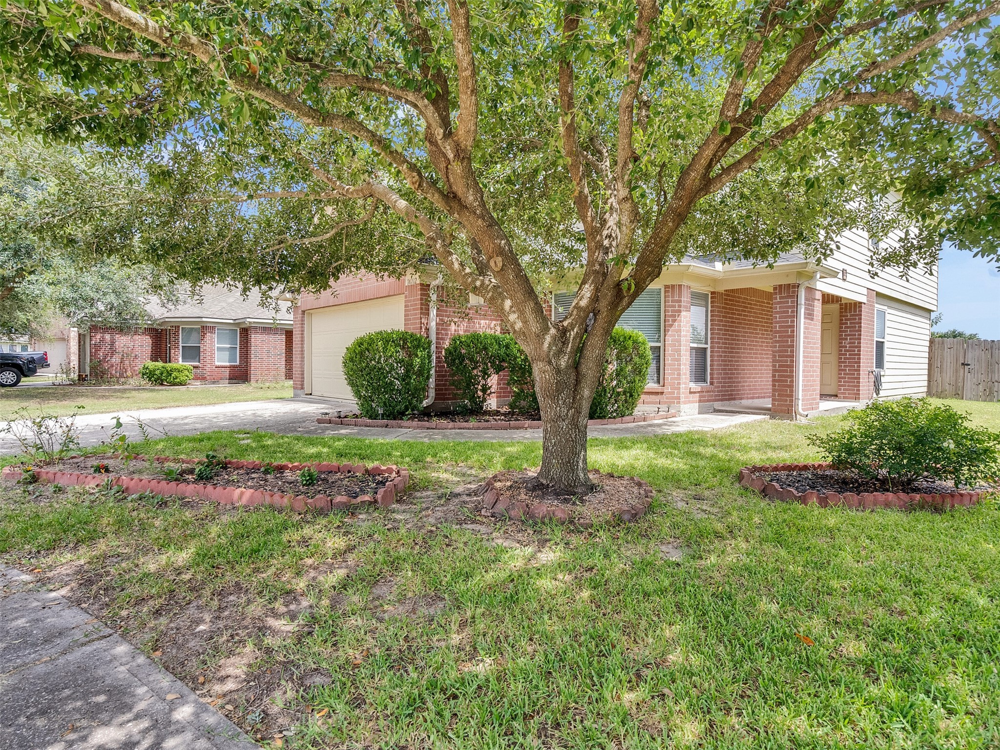 14202 Old Dock Ln Property Photo 1