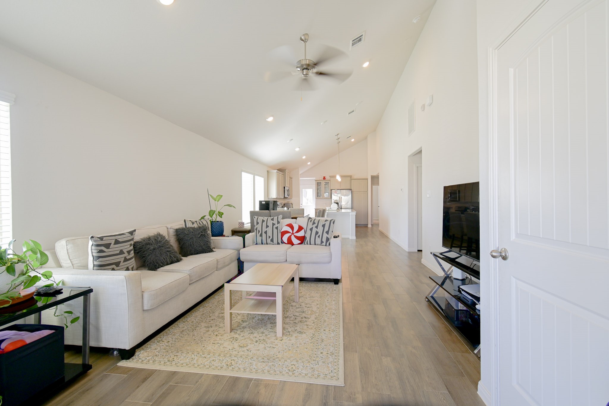 21534 Cypress Trellis Drive Property Photo 6