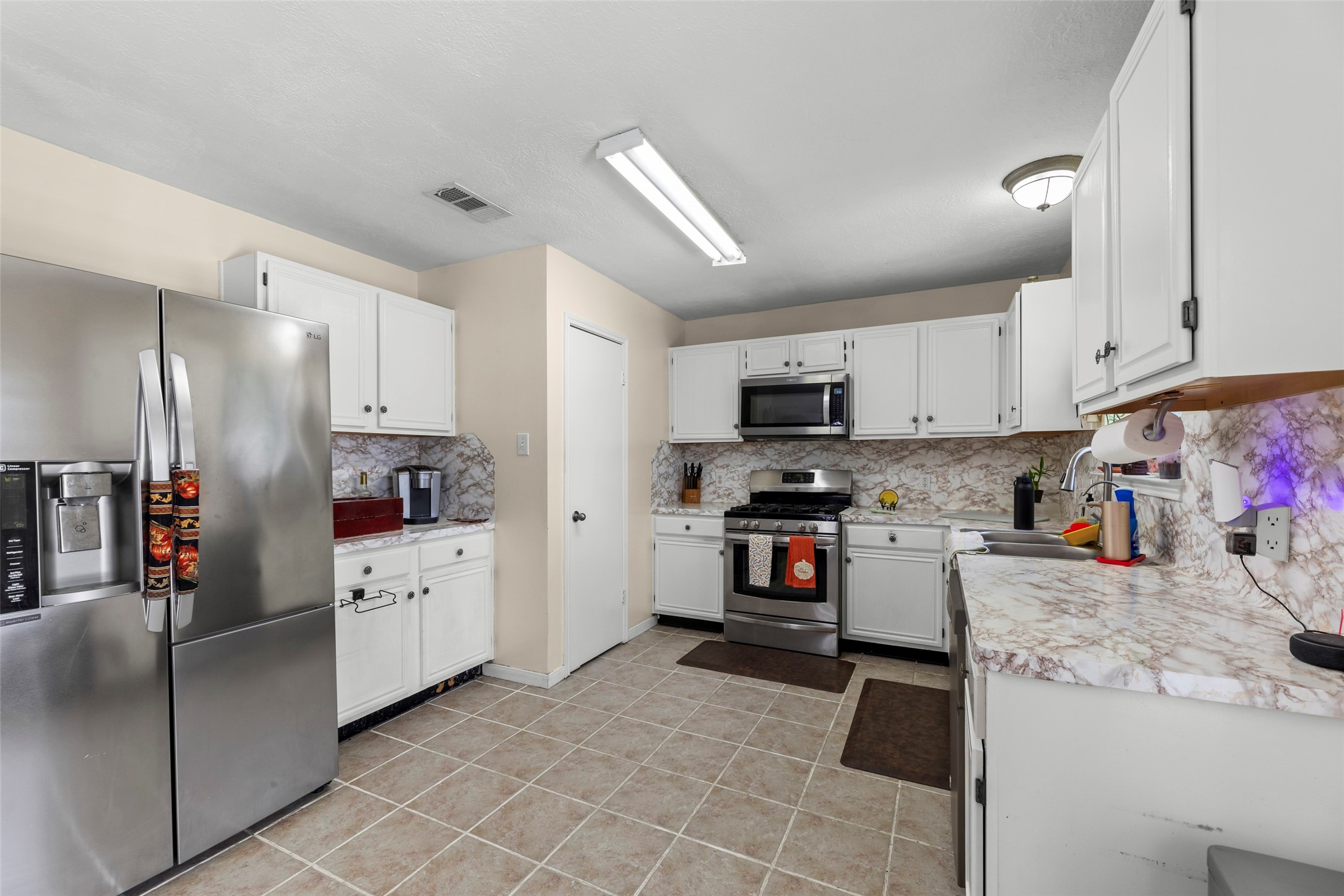 2214 Clemson Drive Property Photo 10
