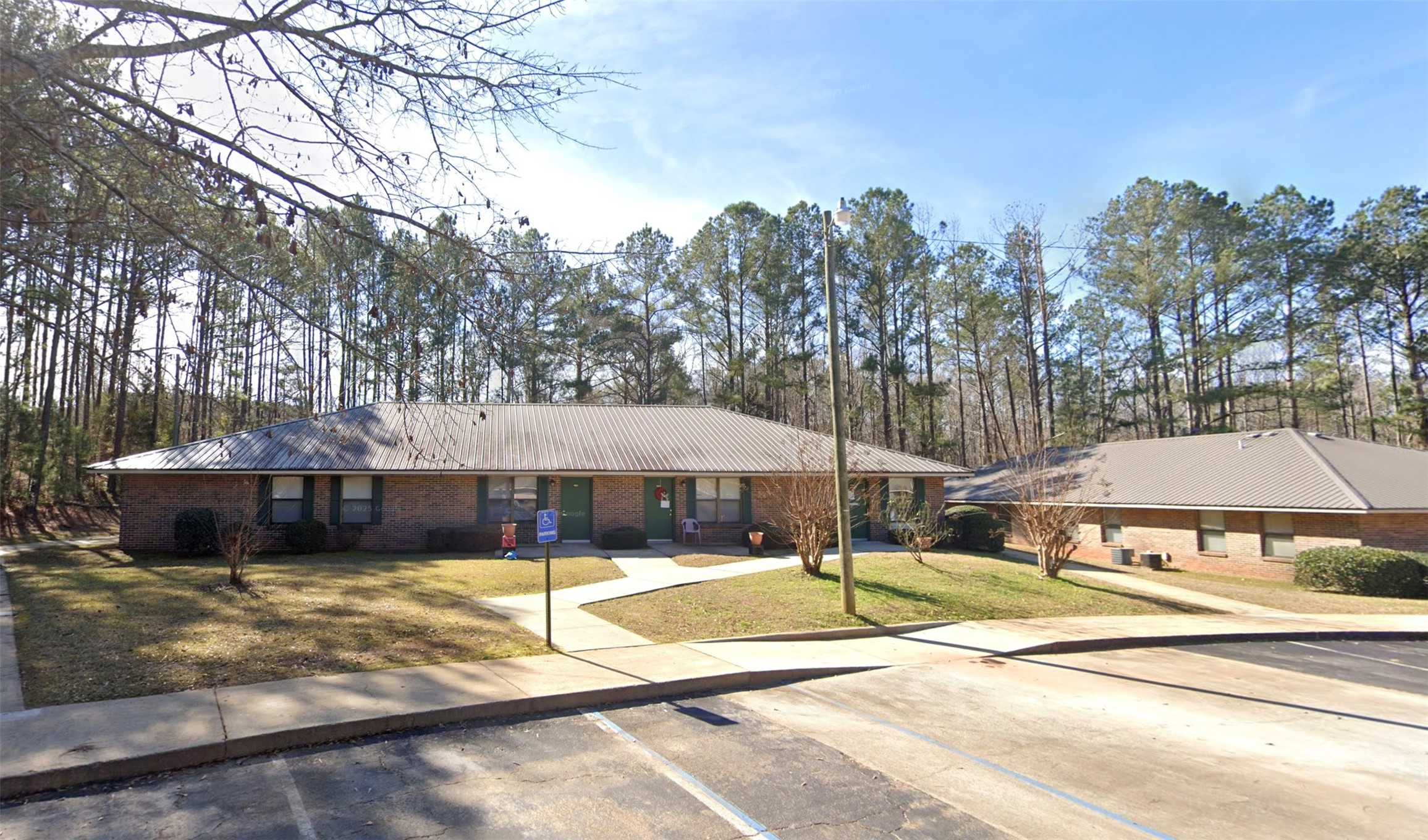 125 Robin Rd Property Photo 2