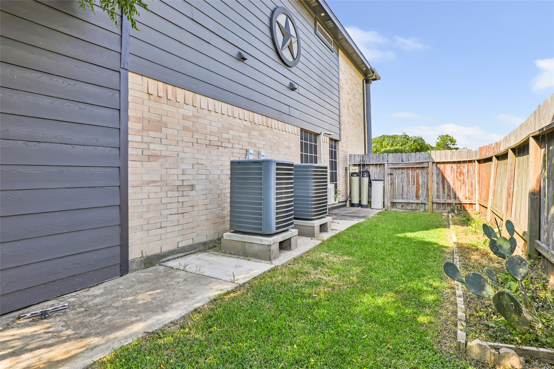 7903 Veranda Drive Property Photo 24