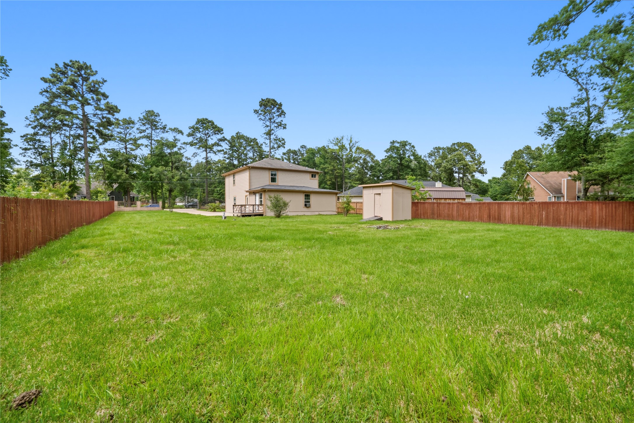 18948 Iris Lane Property Photo 5
