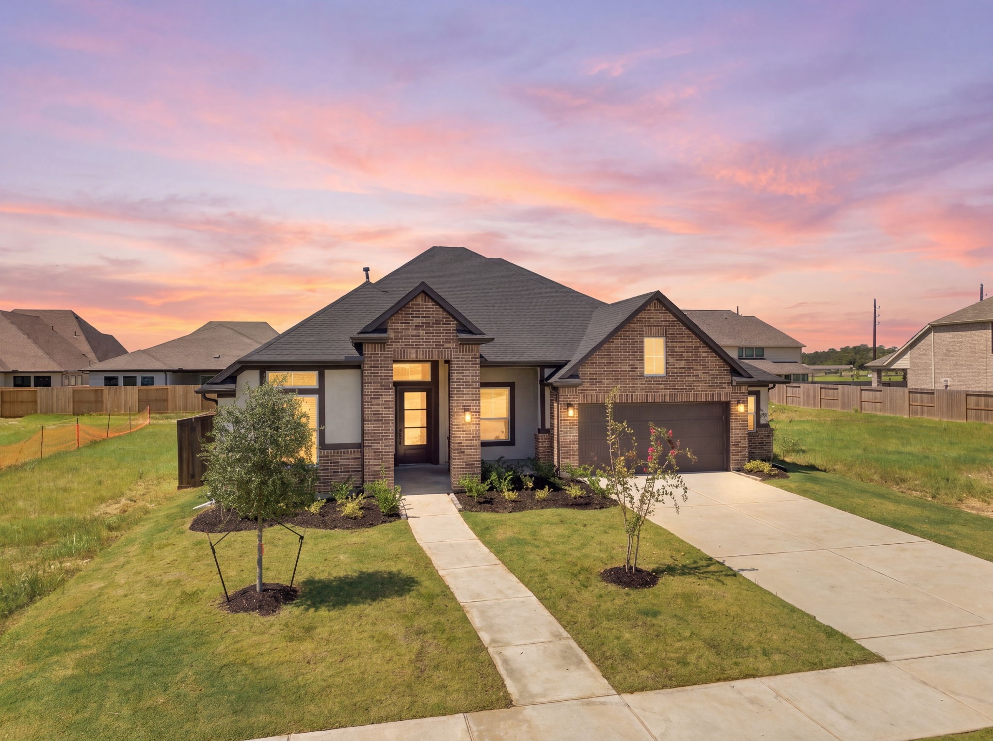12135 Lake View Boulevard Property Photo 1