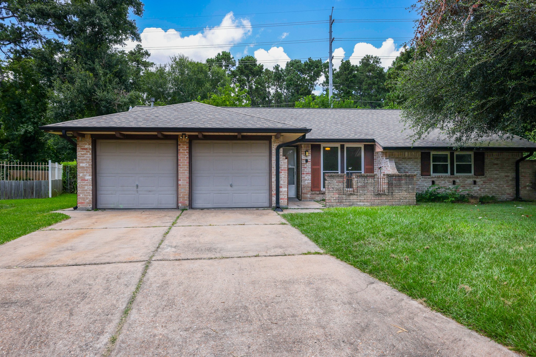 4823 Connorvale Road Property Photo 1