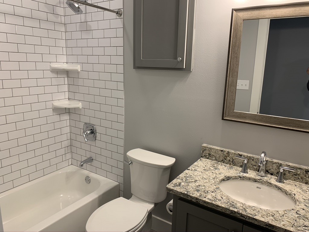 2509 S Grand Boulevard A Property Photo 7