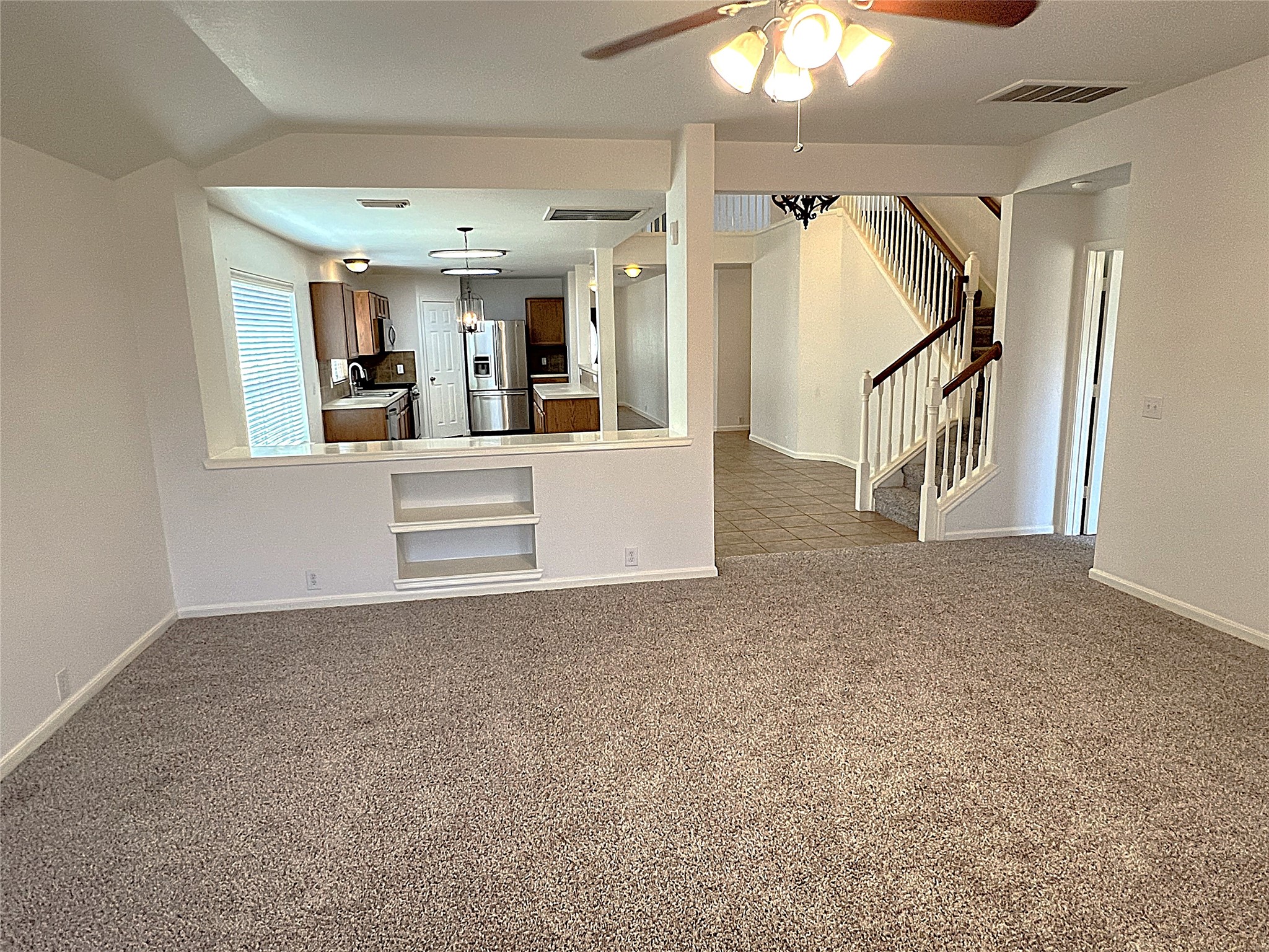 4714 Glencastle Court Property Photo 9