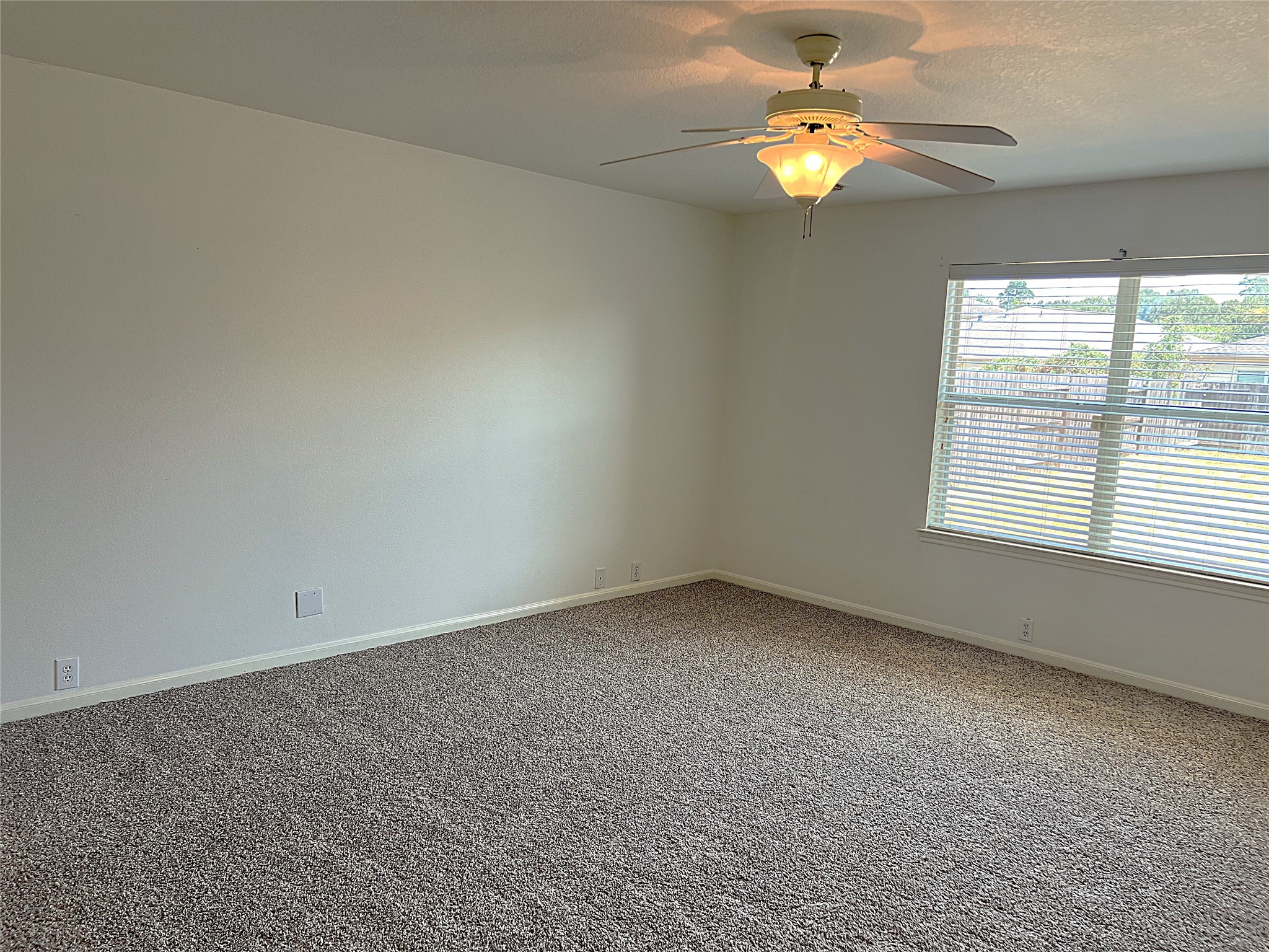 4714 Glencastle Court Property Photo 11