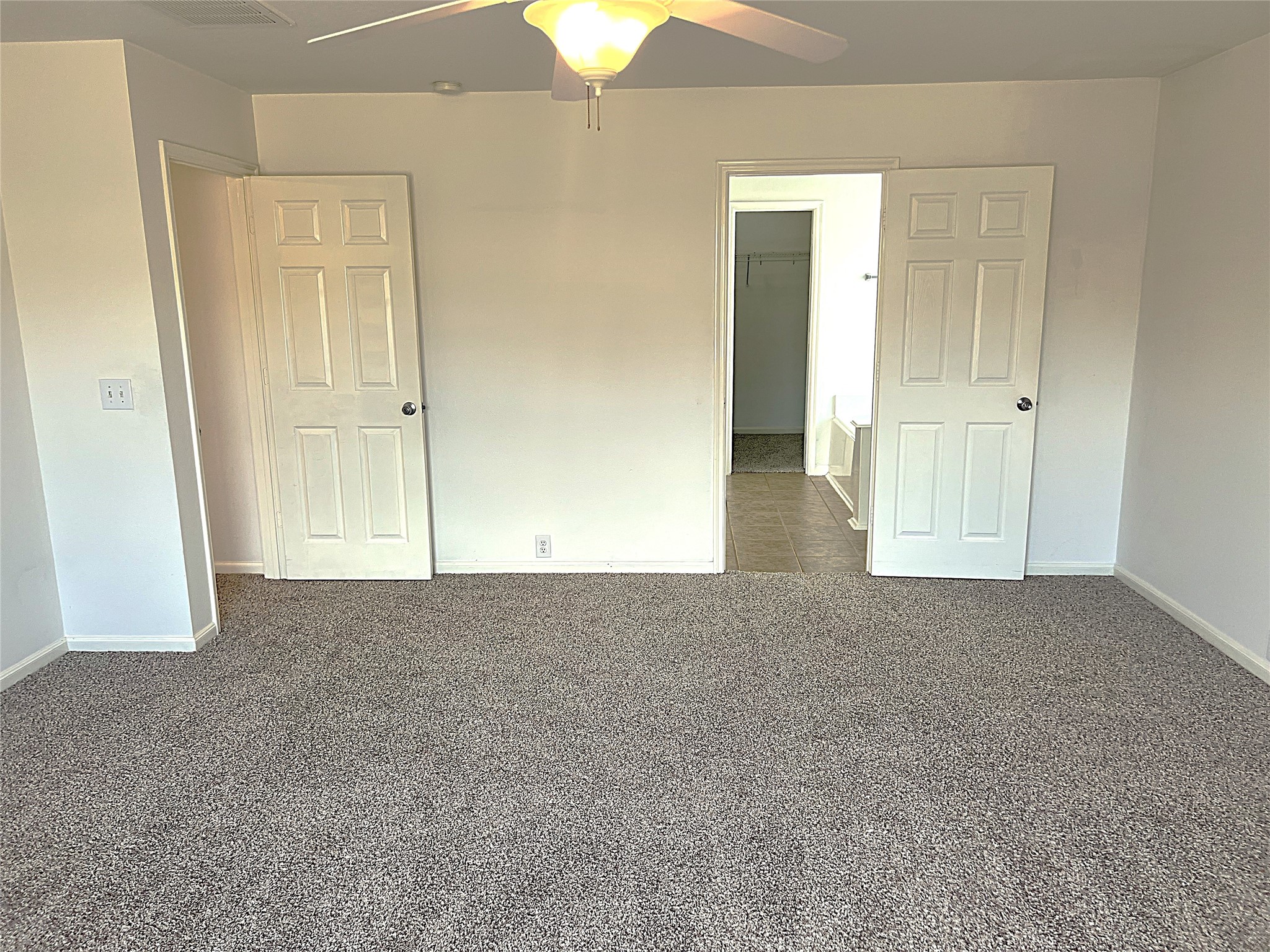 4714 Glencastle Court Property Photo 12