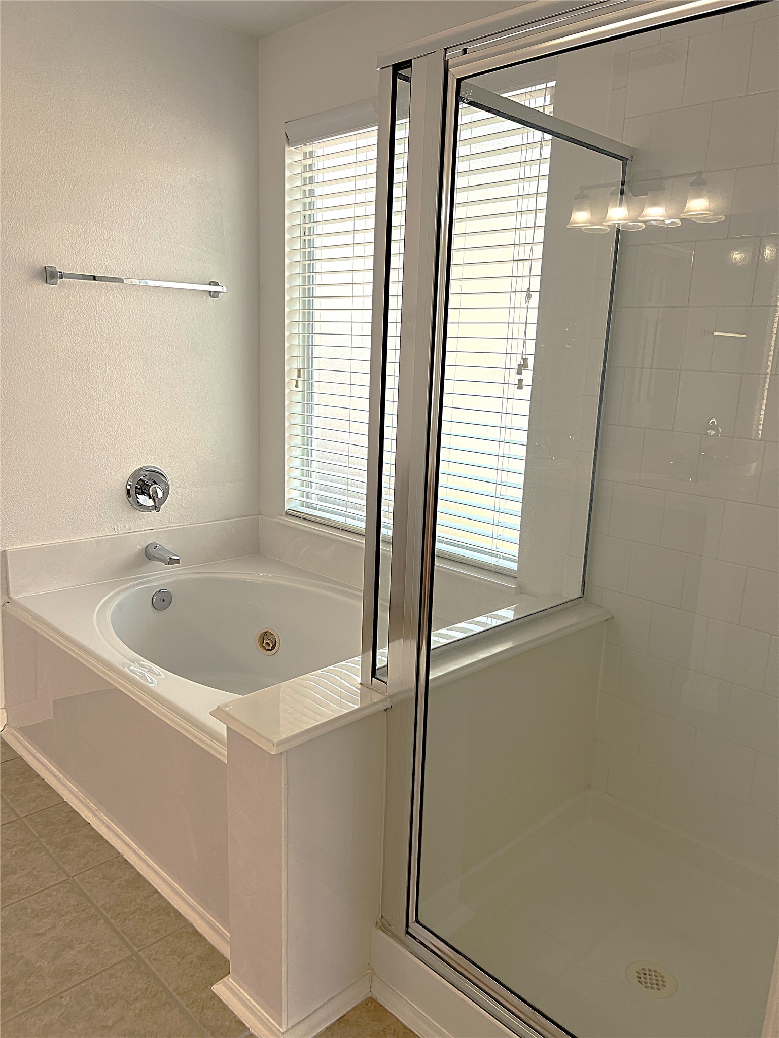 4714 Glencastle Court Property Photo 14