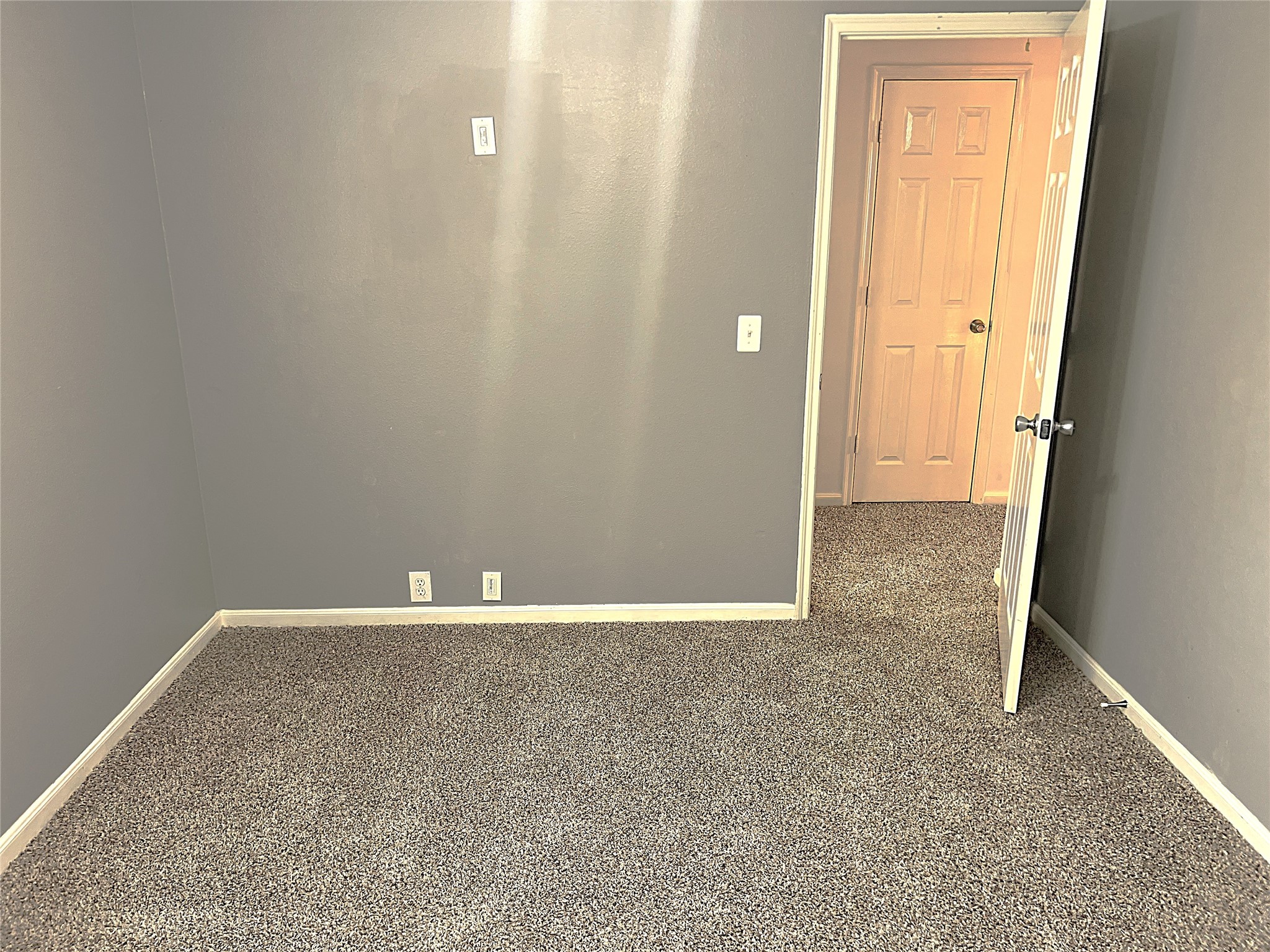 4714 Glencastle Court Property Photo 35