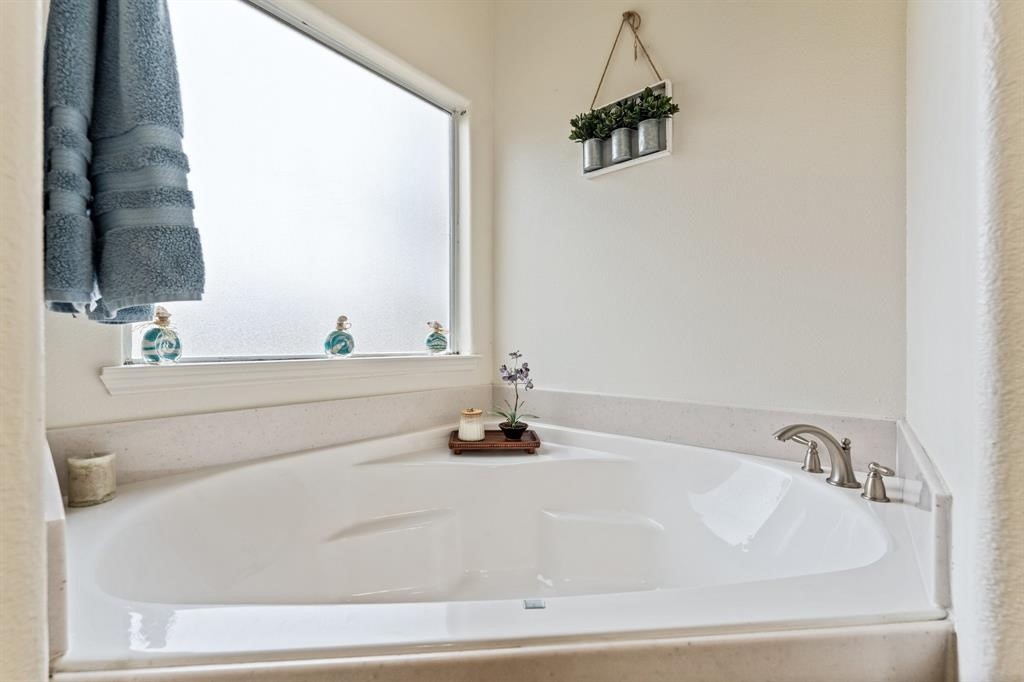 2016 Borthwick Lane Property Photo 16