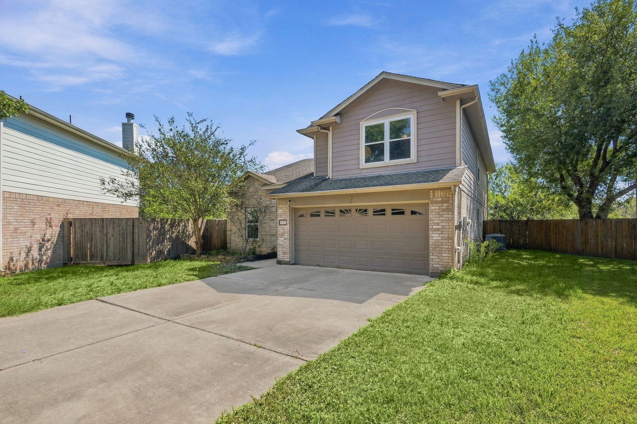 6331 Canyon Rock Way Property Photo 2