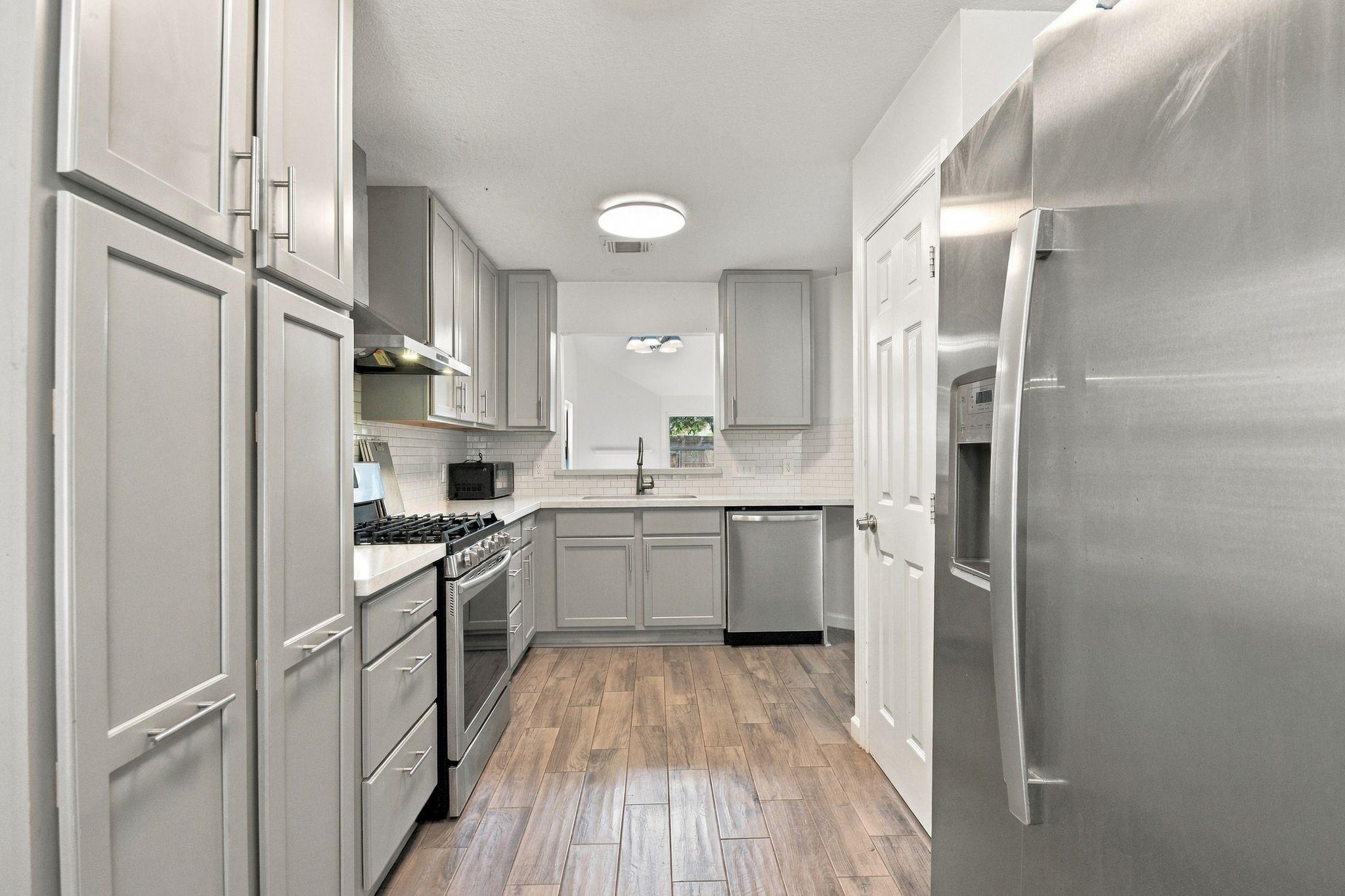 6331 Canyon Rock Way Property Photo 15