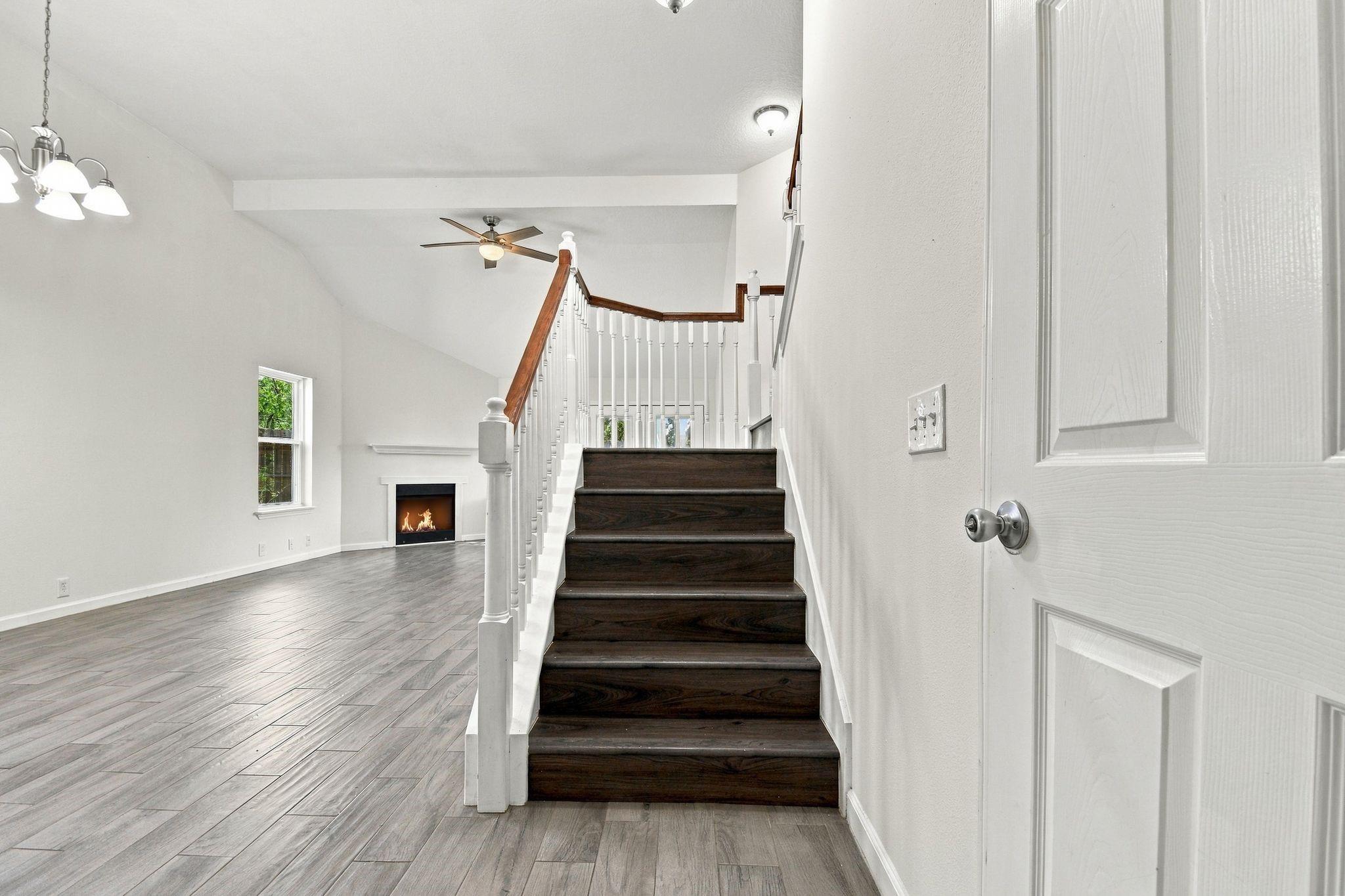 6331 Canyon Rock Way Property Photo 18