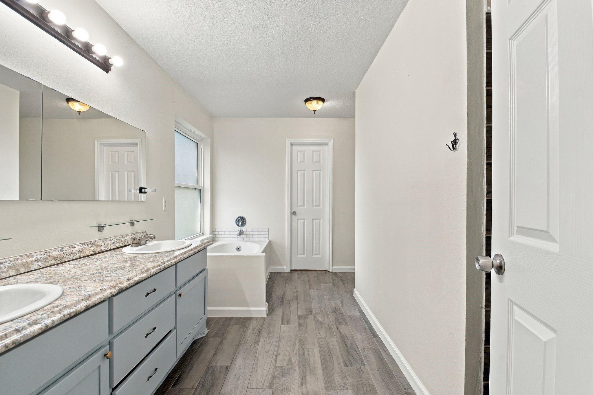 6331 Canyon Rock Way Property Photo 37