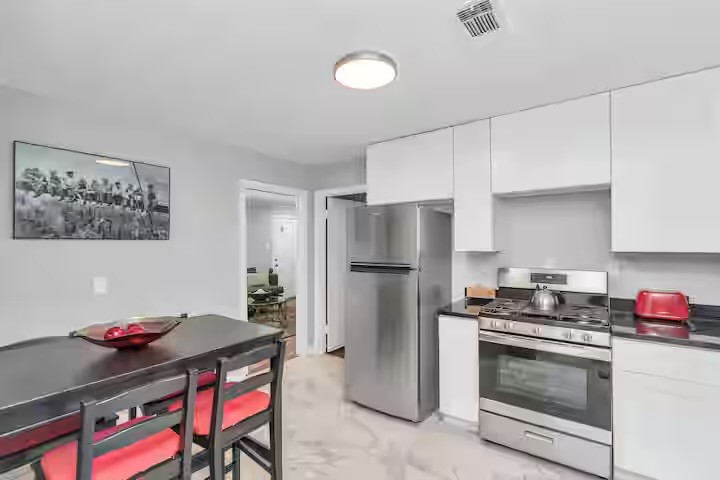 2107 Wakefield Drive Property Photo 10