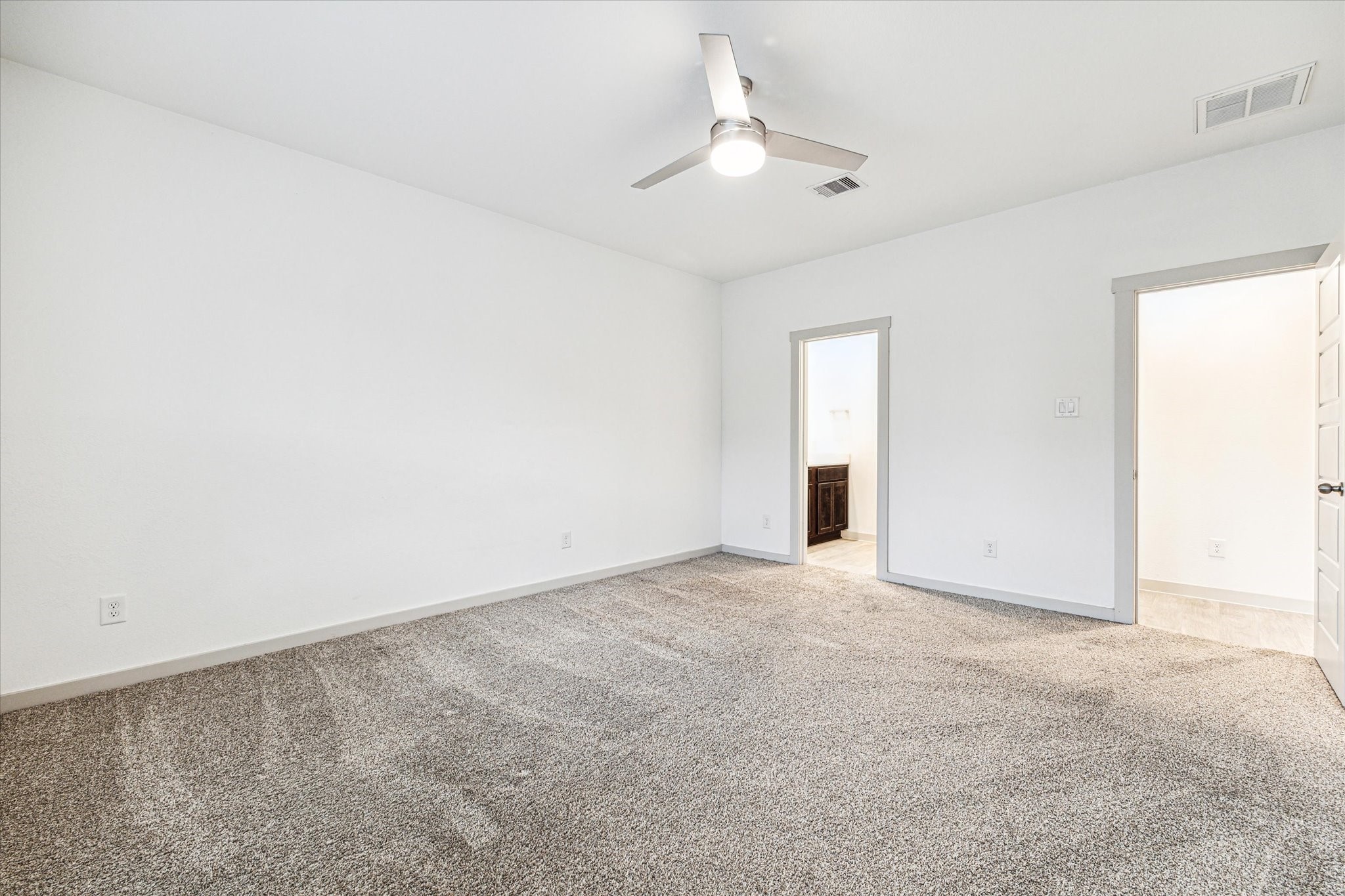 3004 Ludgate Hill Lane Property Photo 5