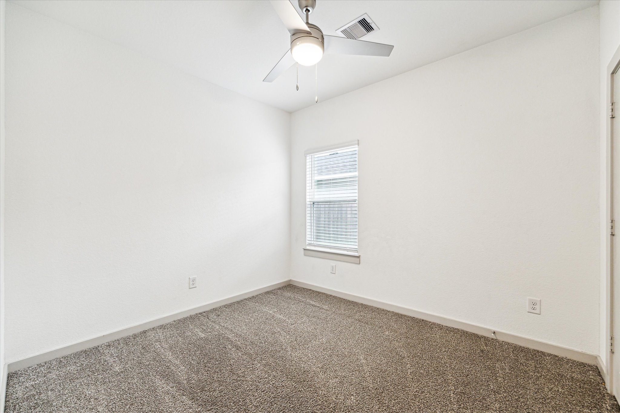3004 Ludgate Hill Lane Property Photo 8