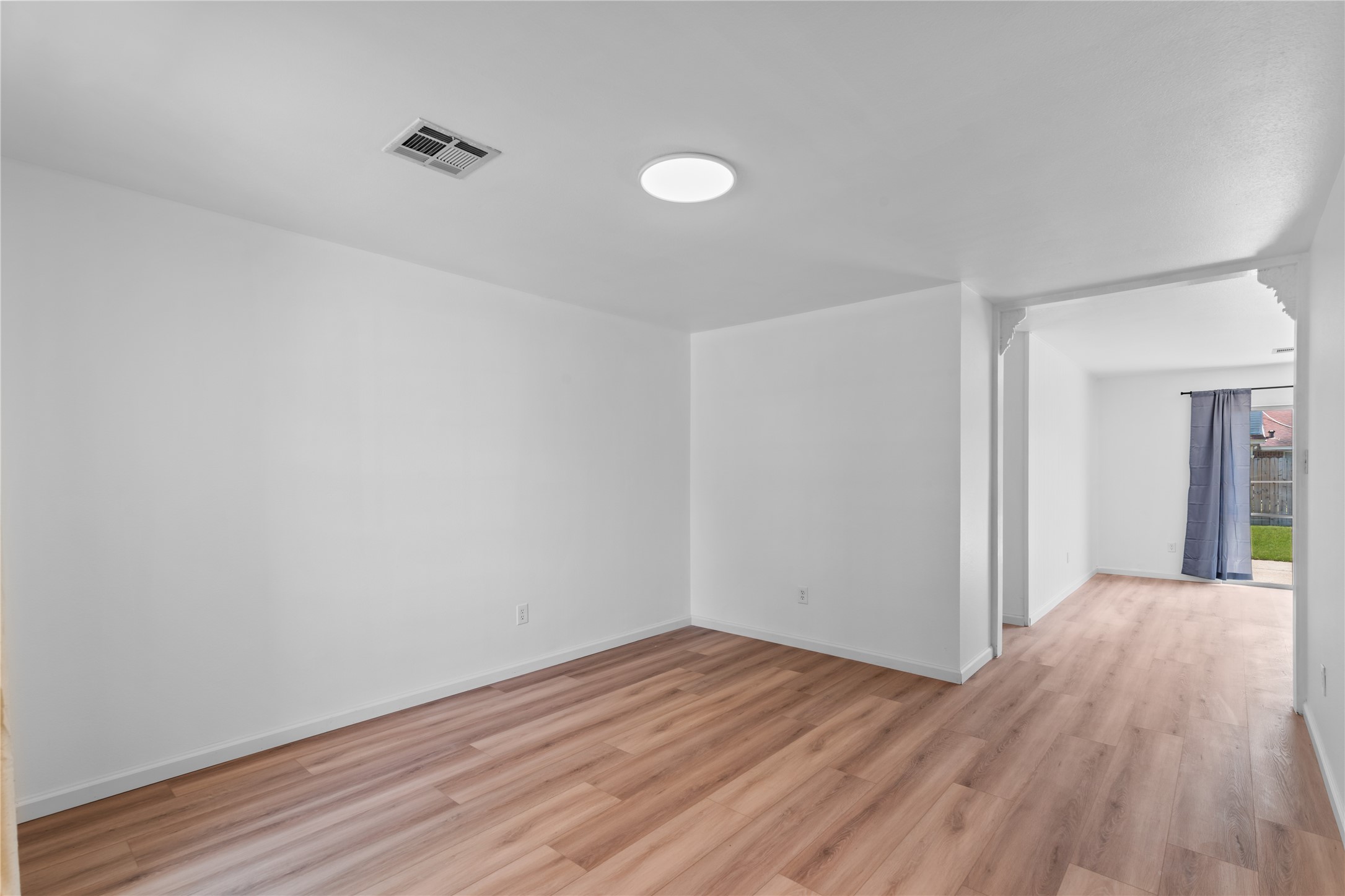 5607 Viking Drive Property Photo 2