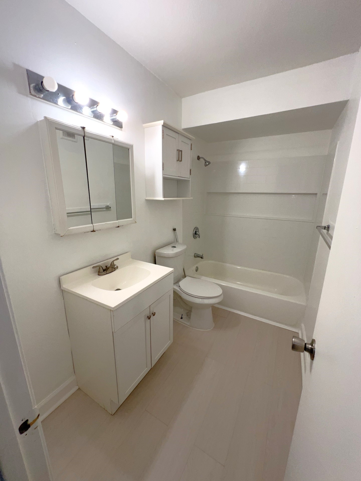 8100 Cambridge Street 75 Property Photo 17
