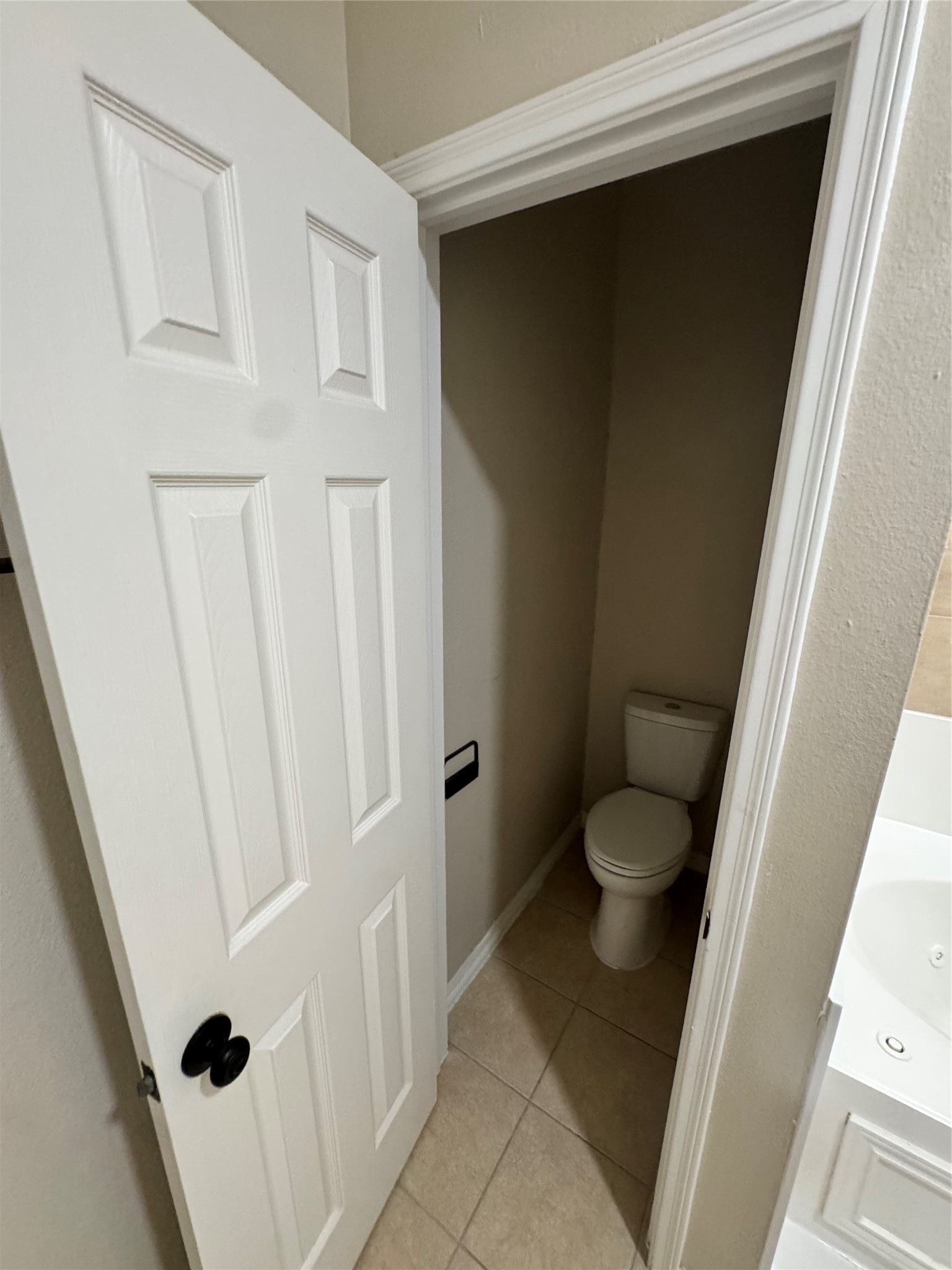 290 Wilcrest Drive Property Photo 18