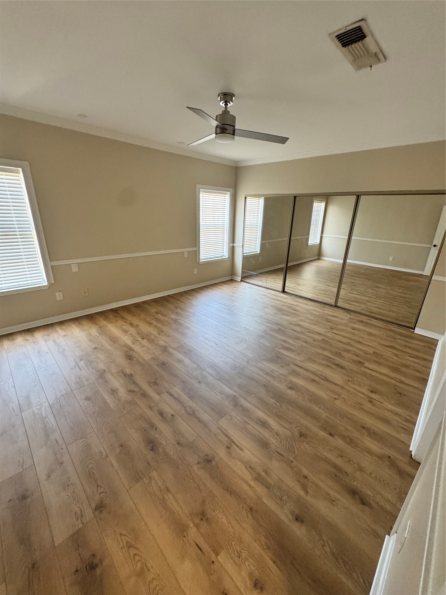 290 Wilcrest Drive Property Photo 19